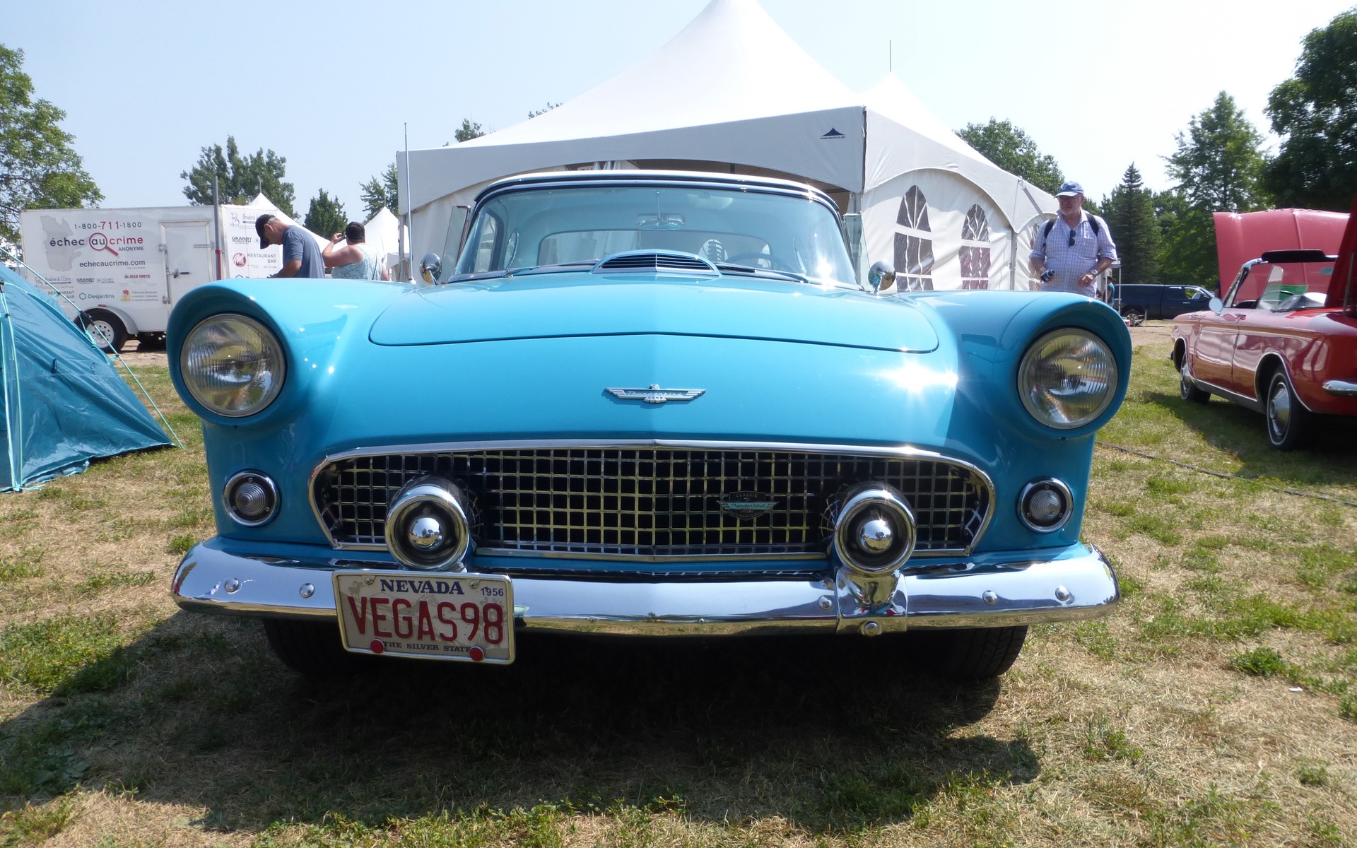 Ford Thunderbird 1956 : rêve de jeunesse 393742_Ford