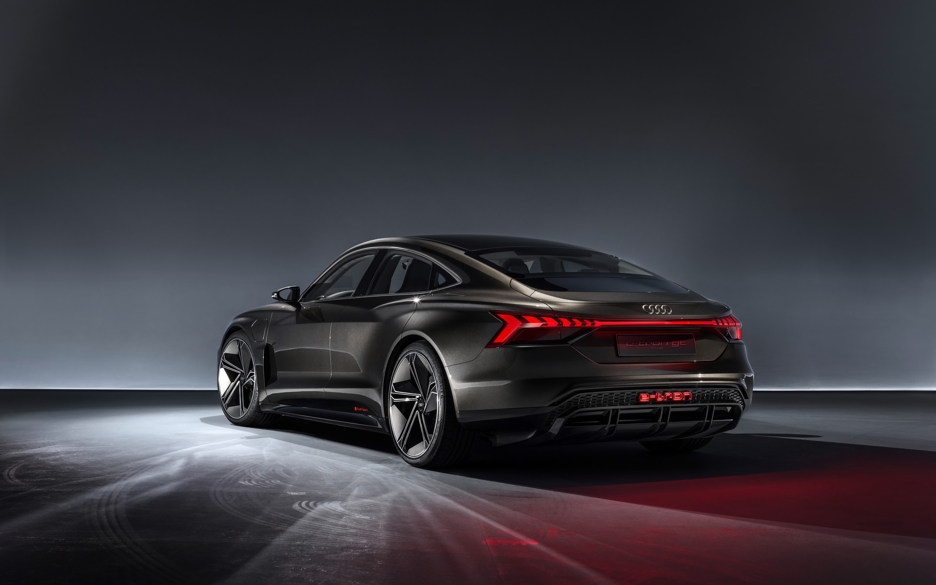 <p>Audi e-tron GT concept</p>