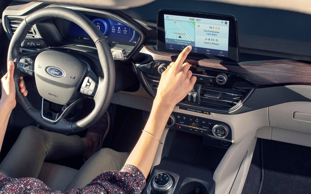Ford : un nouvel écran tactile plus grand que celui de la Tesla