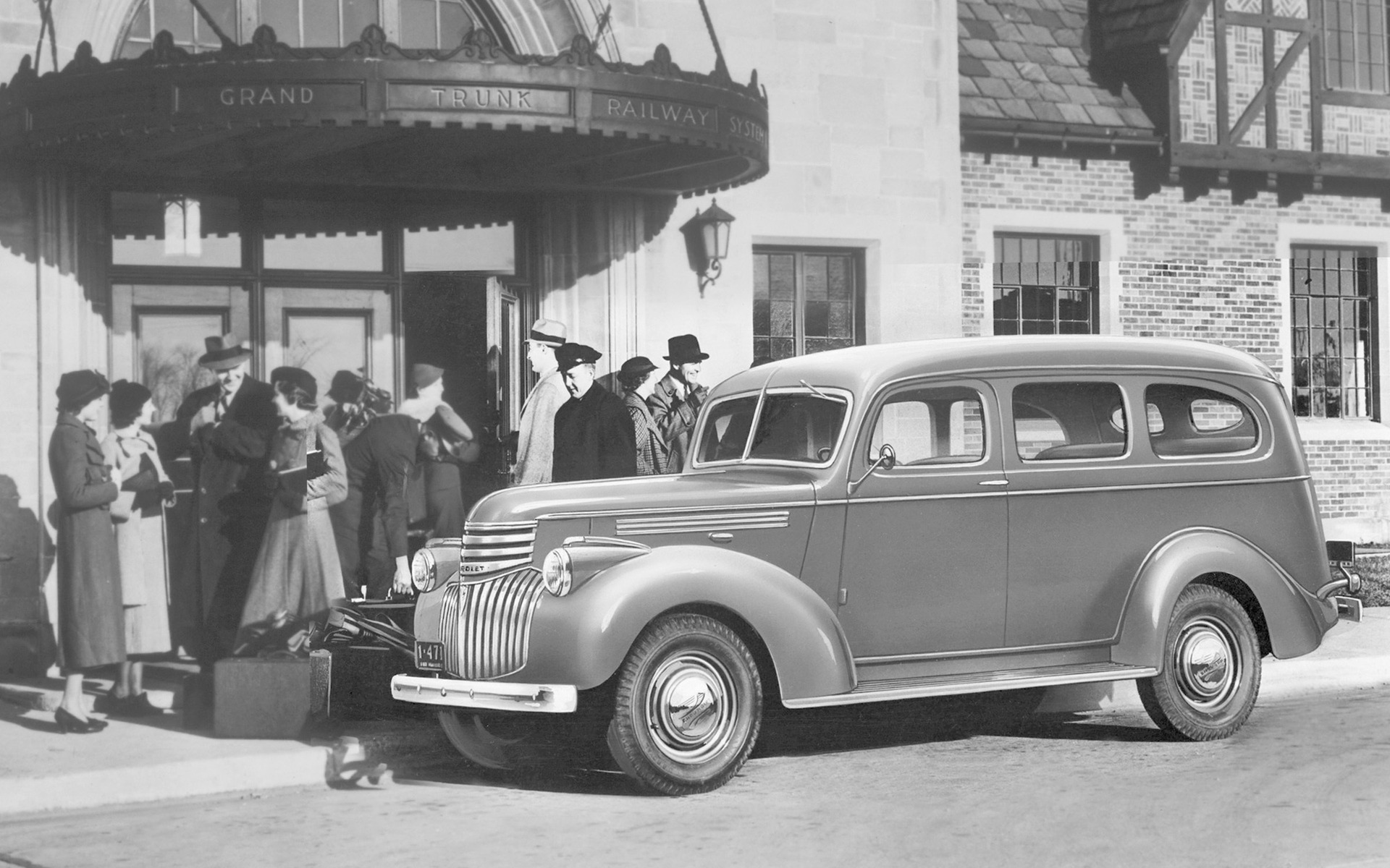 <p>Chevrolet Suburban 1937</p>