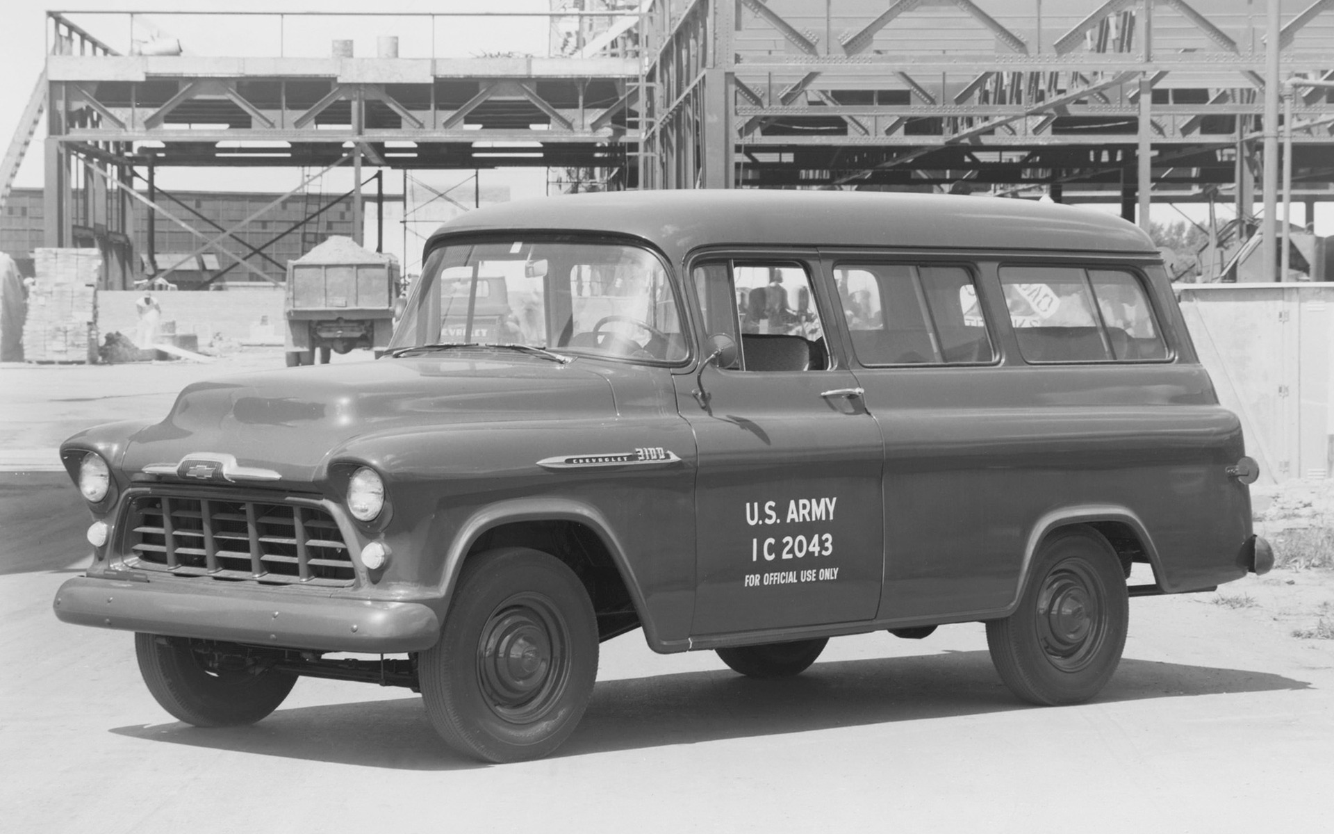 <p>Chevrolet Suburban 1956</p>