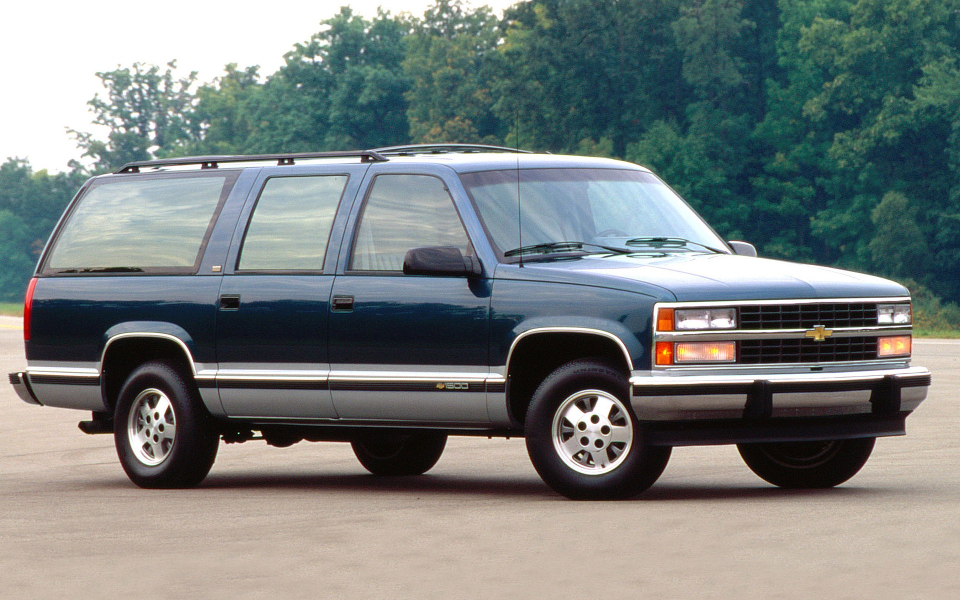 <p>Chevrolet Suburban 1992</p>