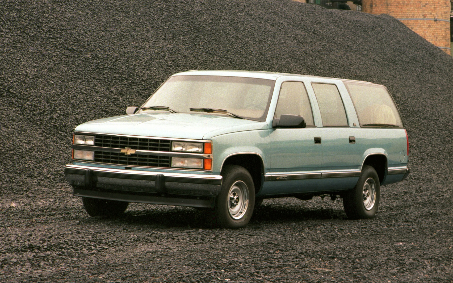 <p>1992 Chevrolet Suburban </p>