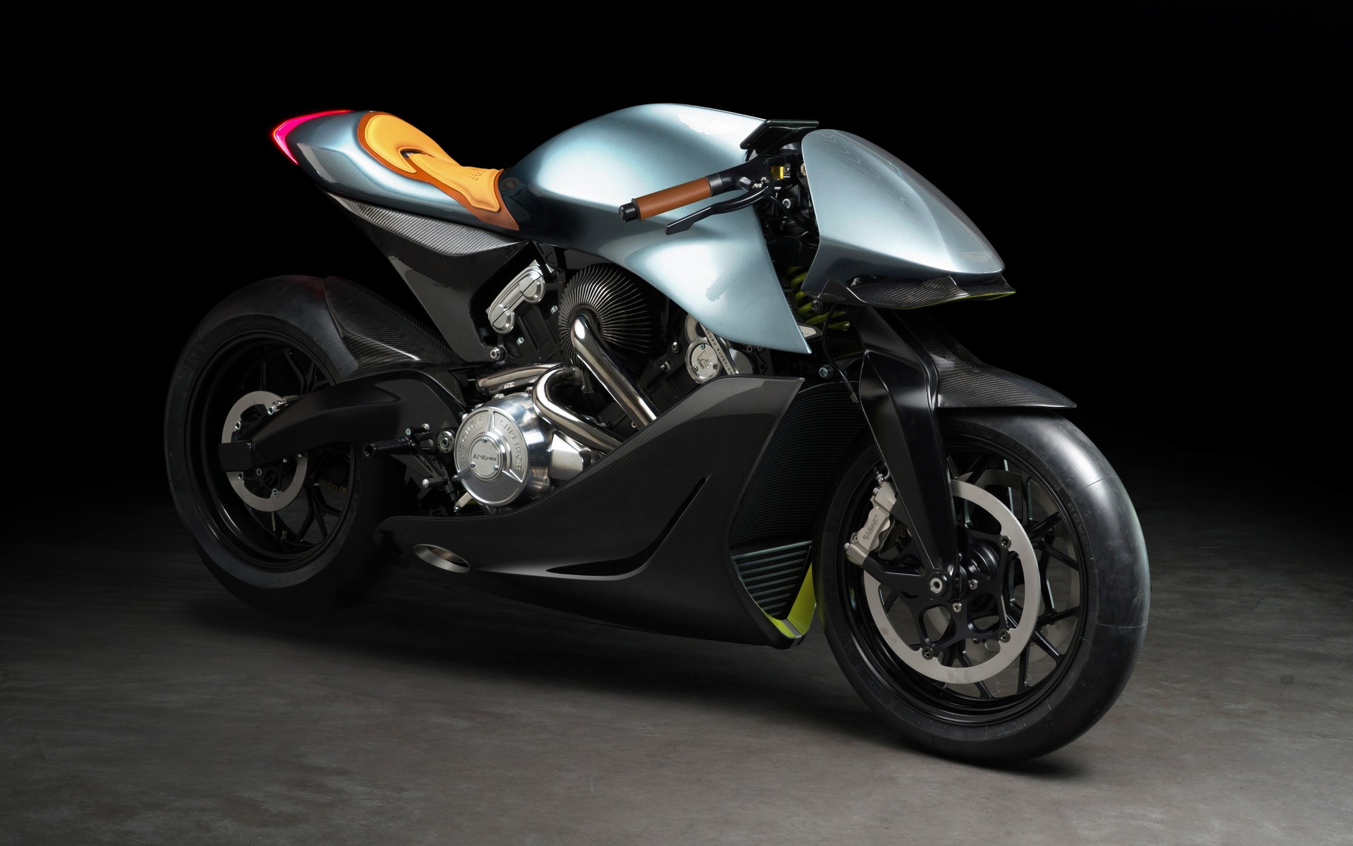 Fabricante A la meditación Seguro Aston Martin a dévoilé une moto avec un moteur turbo - Guide Auto