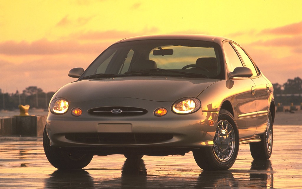 <p>Ford Taurus 1996</p>