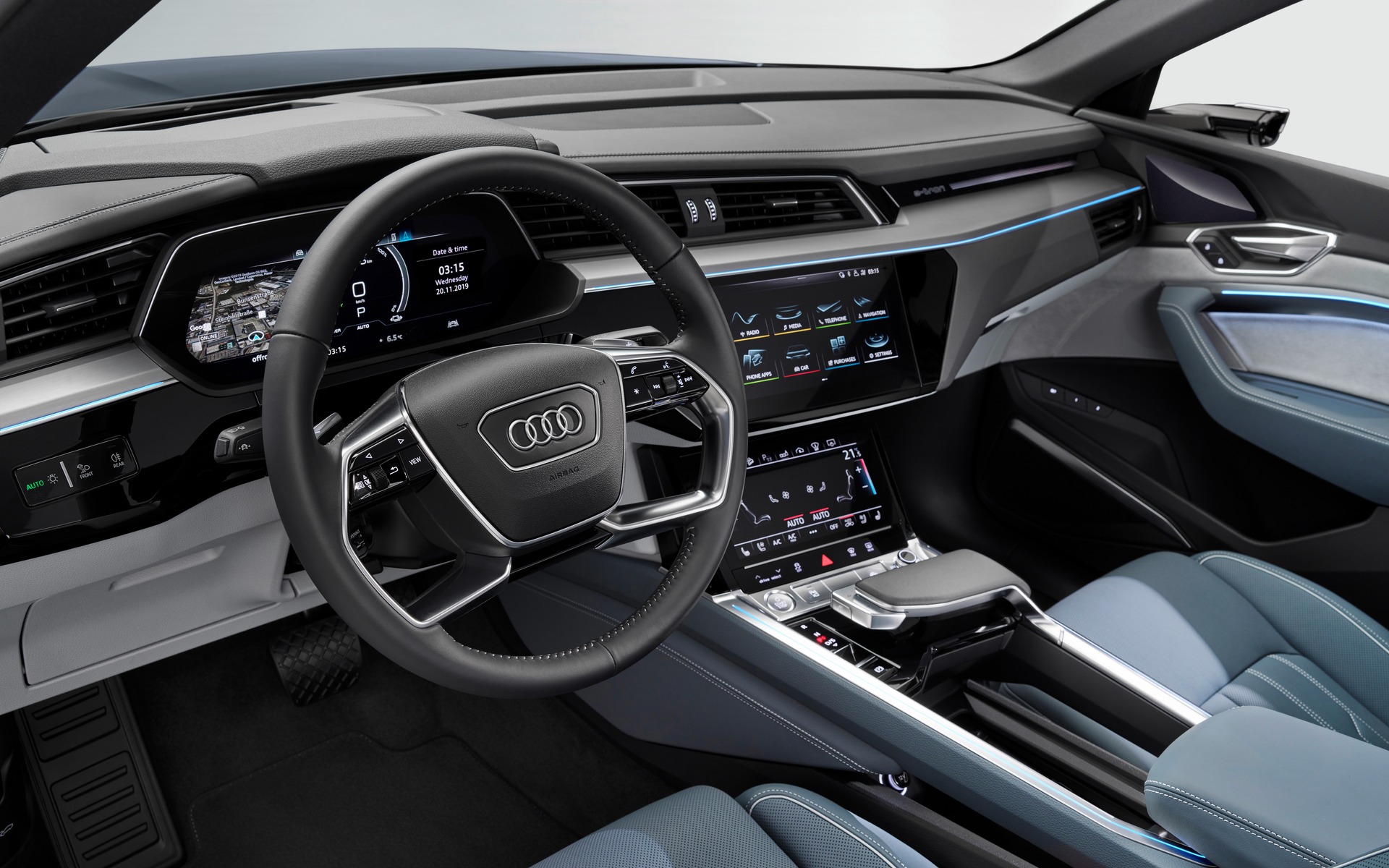 <p>Audi e-tron Sportback 2020</p>