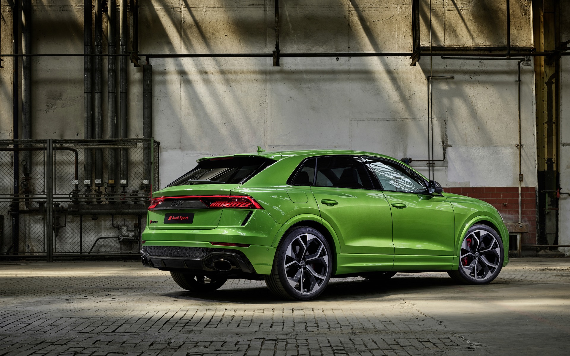 <p>Audi RS Q8&nbsp;2020</p>
