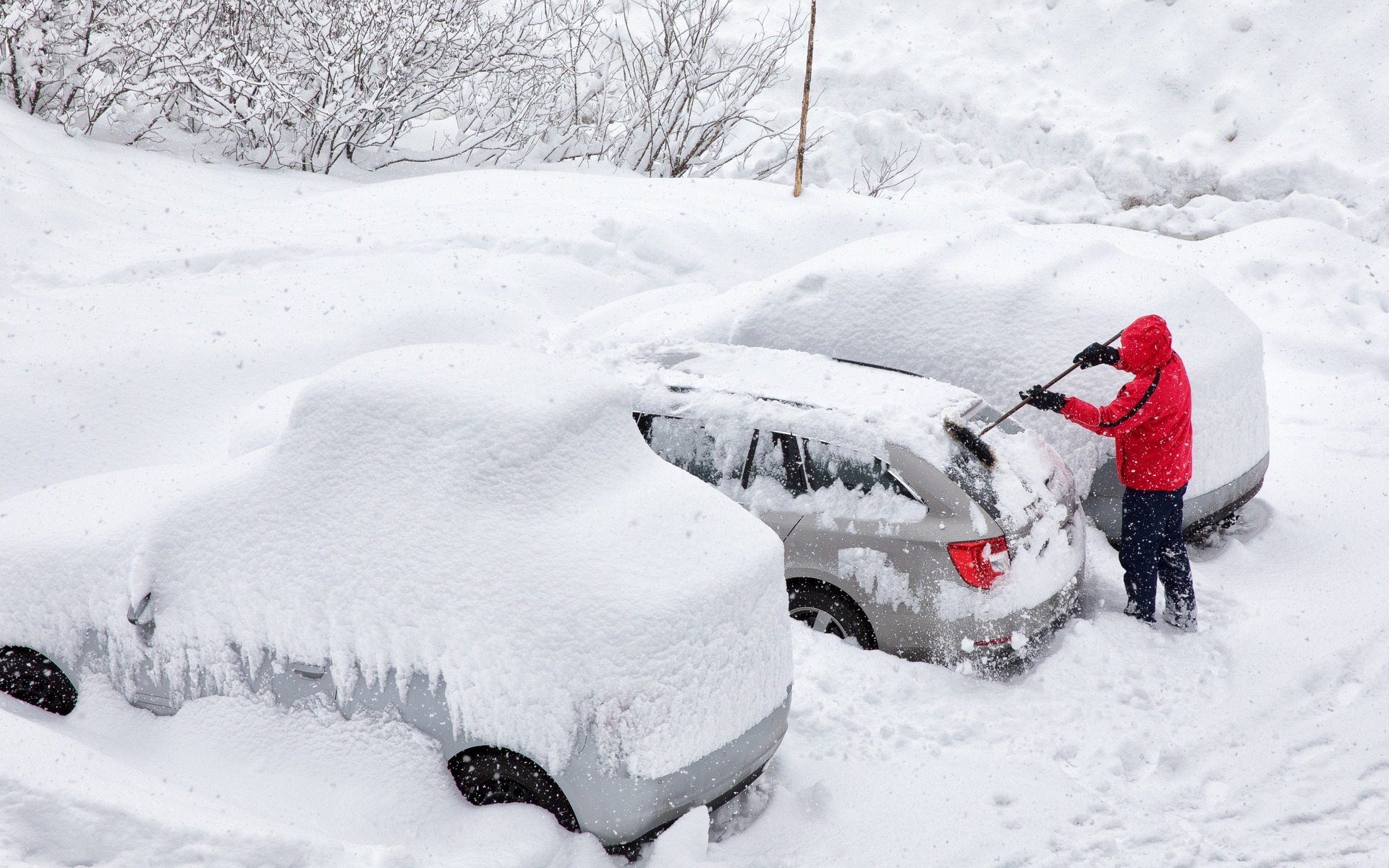 Cinq choses à faire pour bien affronter l'hiver en voiture - Guide