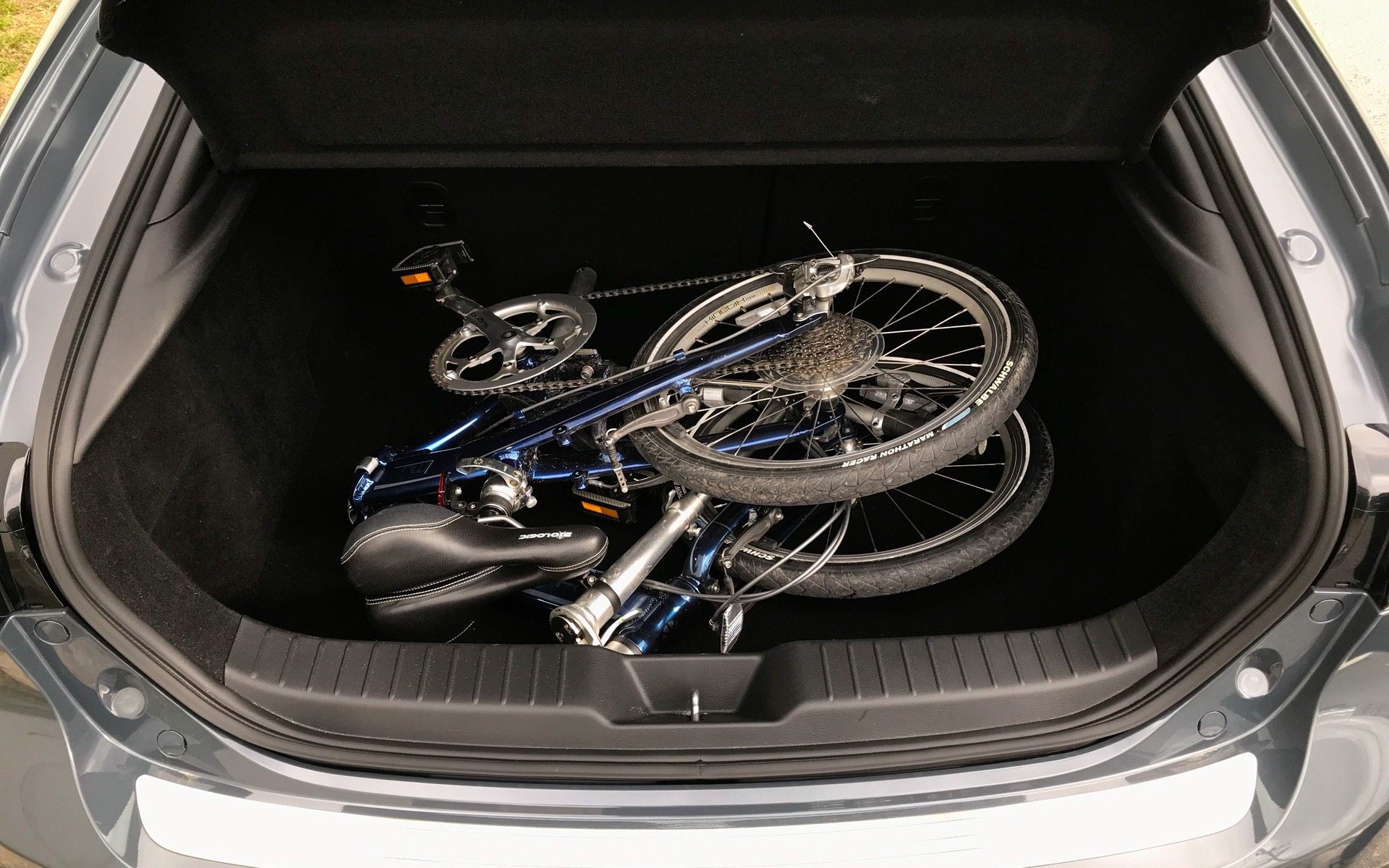 <p>Polyvalente et pratique, la soute cargo de la Mazda3 Sport GT</p>