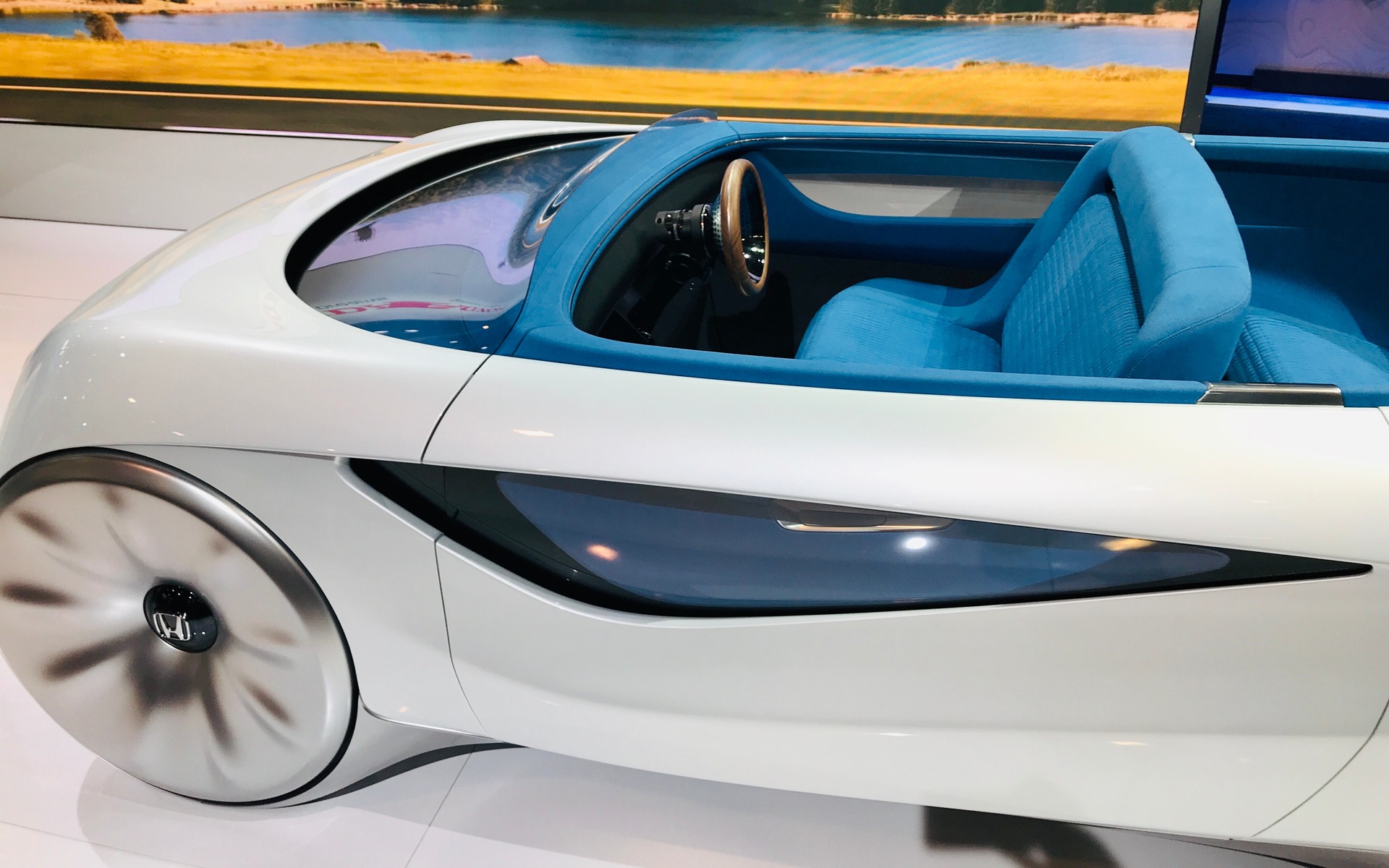<p>Honda Augmented Driving Concept</p>