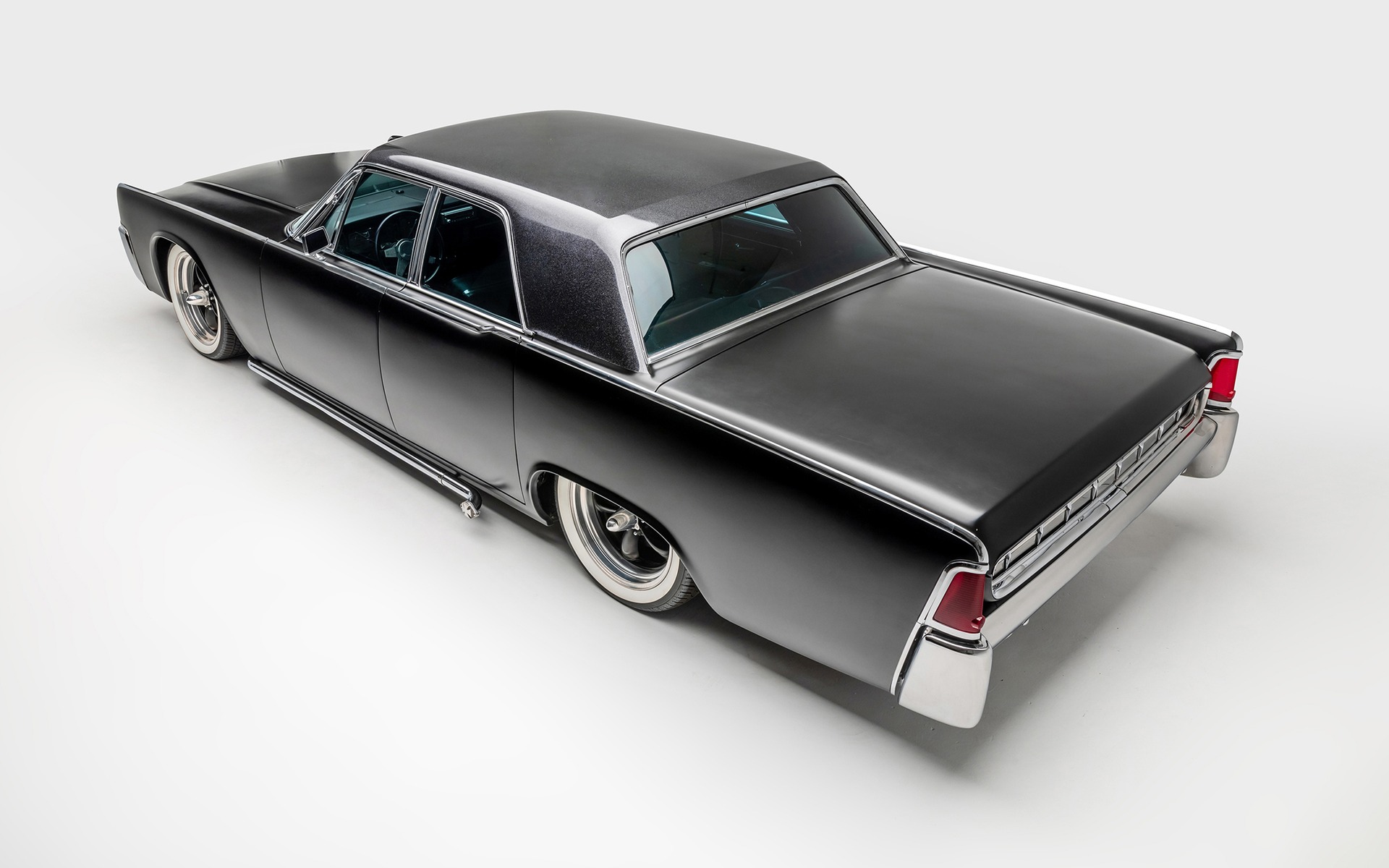 <p>1961 Lincoln Continental</p>