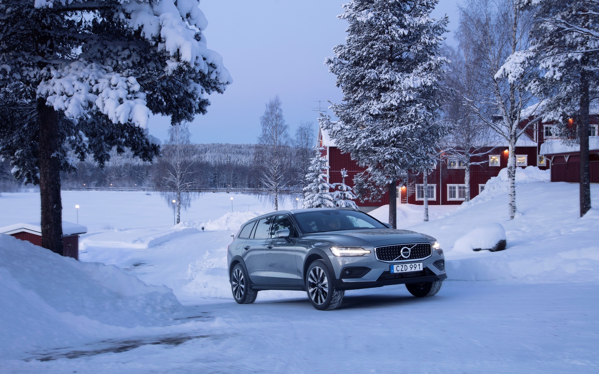 <p>Volvo V60 Cross Country 2020</p>