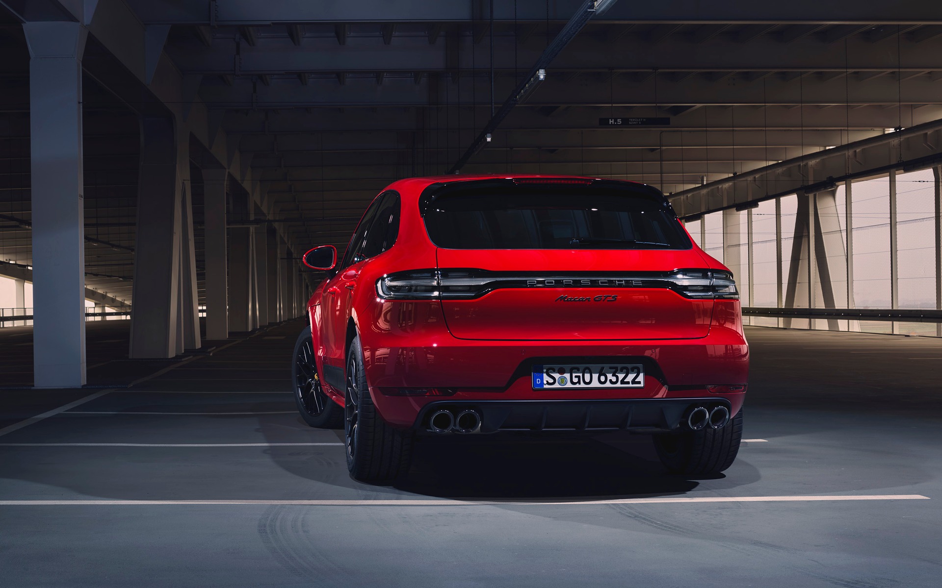 <p>Porsche Macan GTS 2020</p>