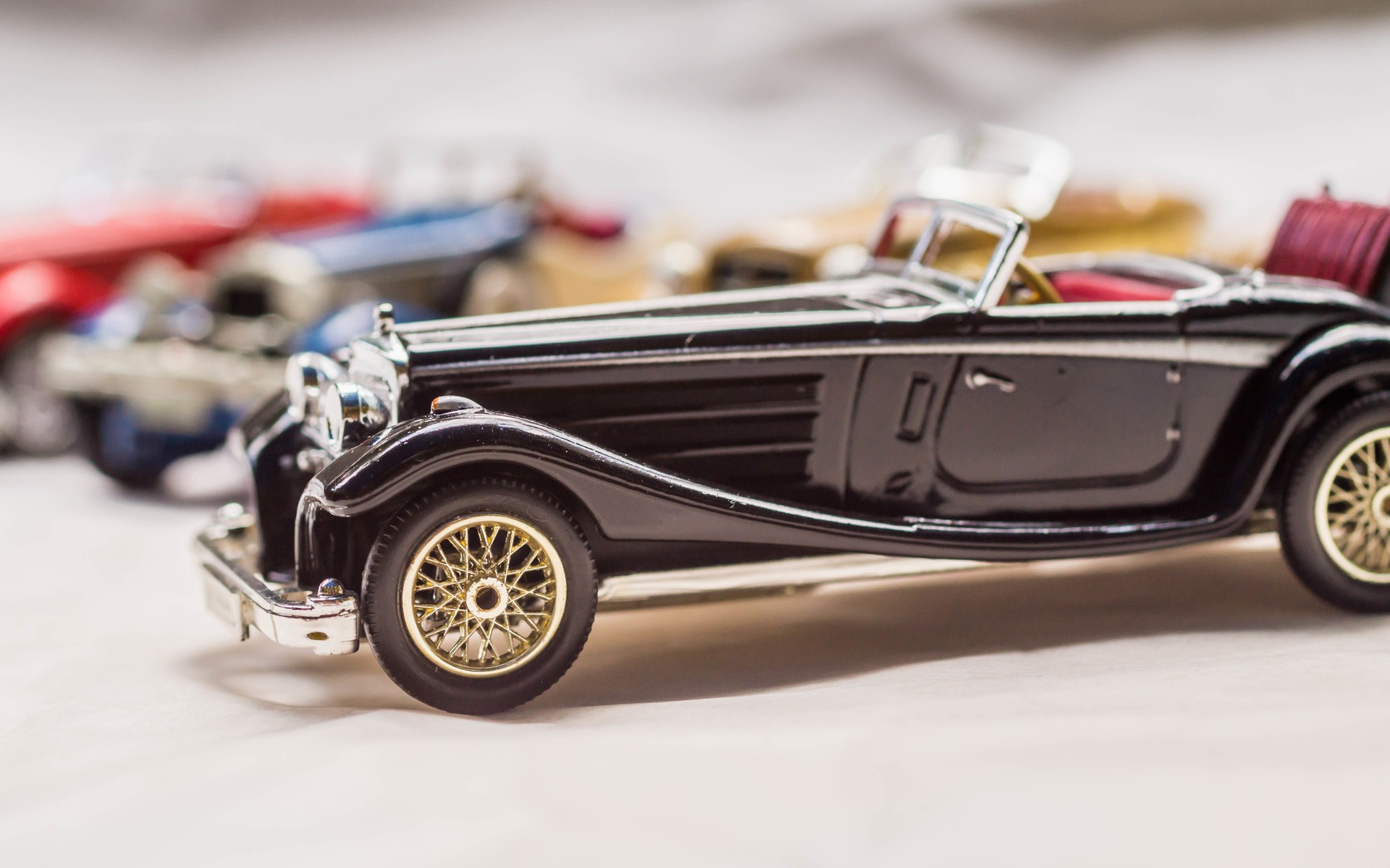 Avec 40.000 voitures miniatures, ce passionné détient la plus grande  collection du Grand Est