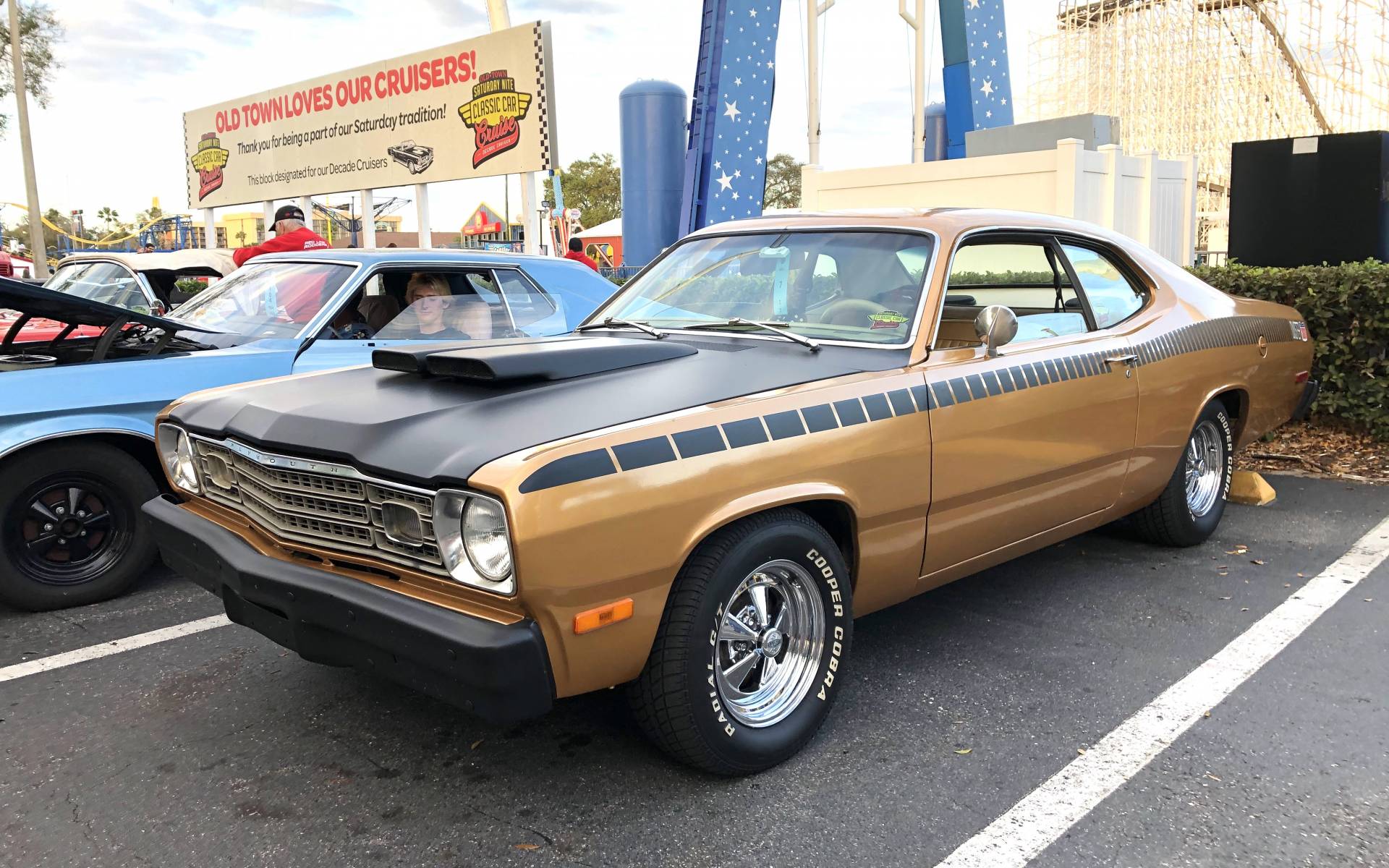 <p><strong>Plymouth Duster</strong></p>