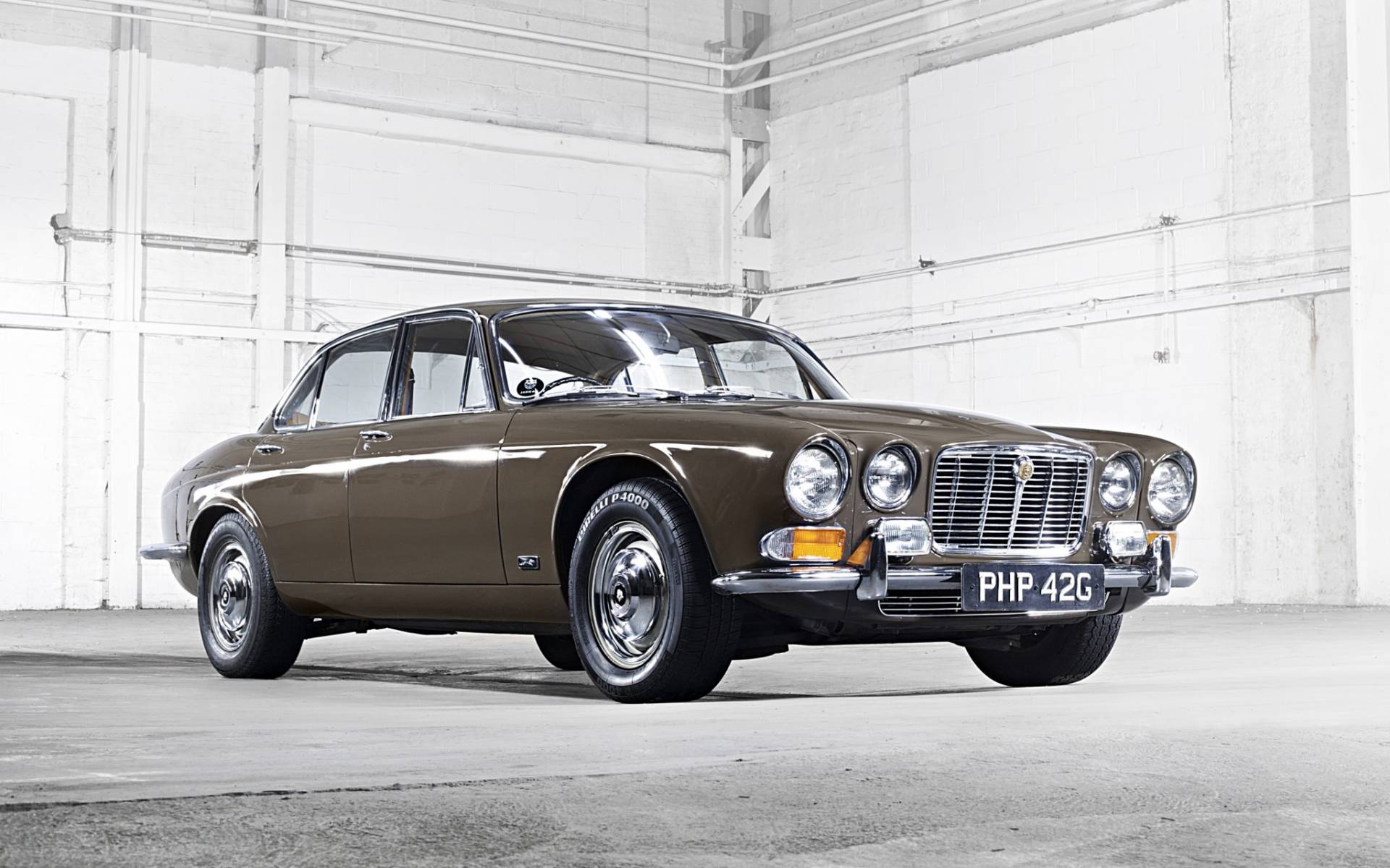 10 voitures marquantes des 75 ans de Jaguar 420871-10-voitures-marquantes-des-75-ans-de-jaguar