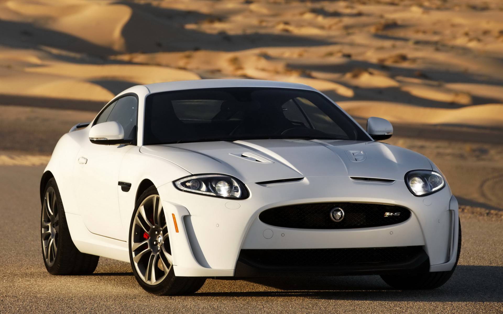 10 voitures marquantes des 75 ans de Jaguar 420874-10-voitures-marquantes-des-75-ans-de-jaguar