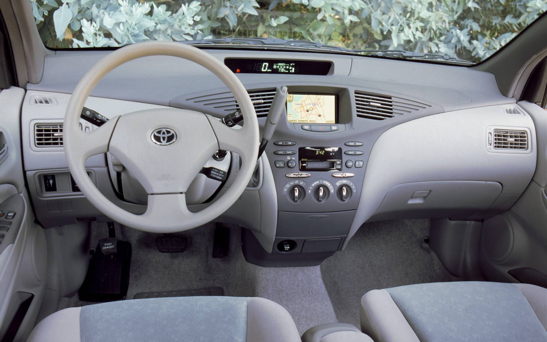 <p><strong>Toyota Prius, 1re génération (2000-2003)</strong></p>