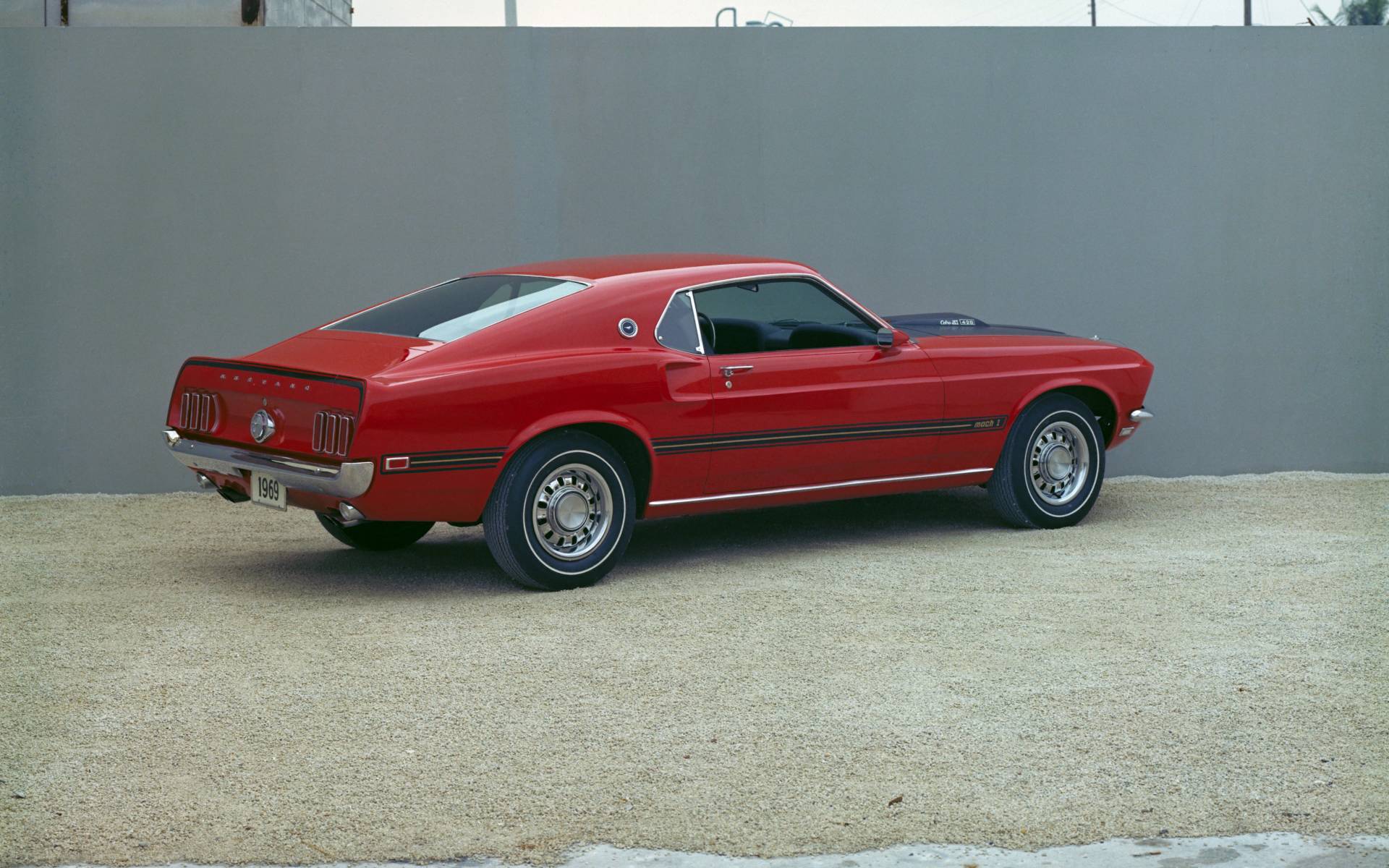 <p>1969 Ford Mustang Mach 1</p>