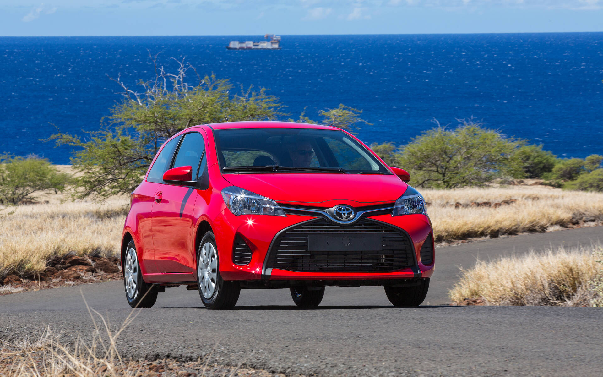 <p><strong>Toyota Yaris 2015</strong></p>