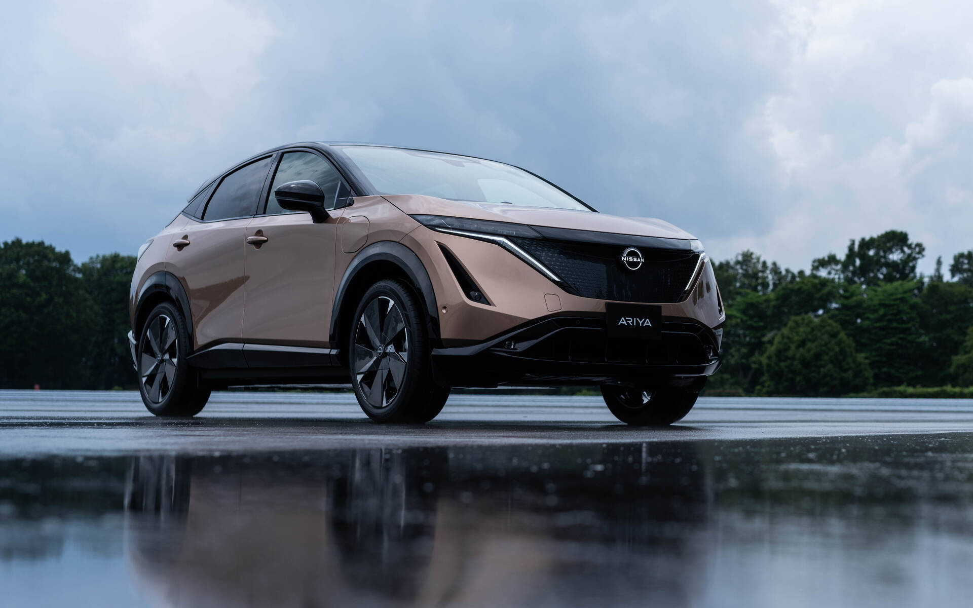 2022 Nissan Ariya Unveiled As Leaf S Futuristic Big Brother The Car Guide