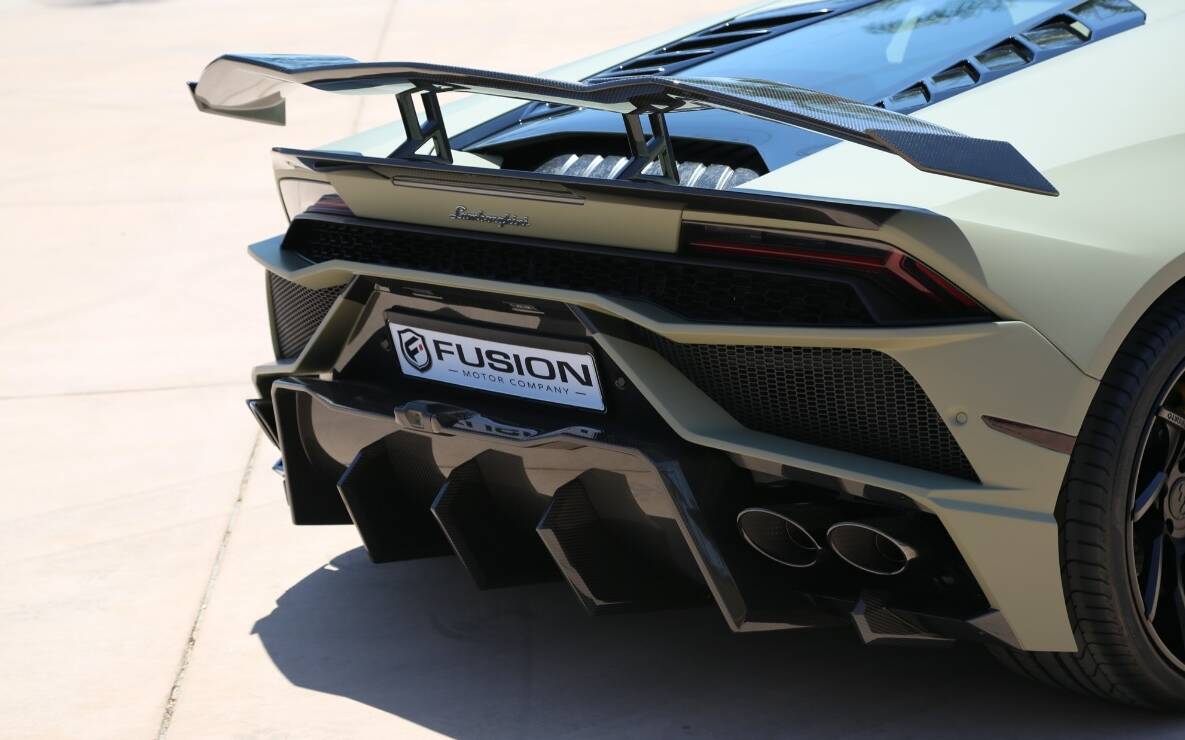 Lamborghini Huracán Transformed With Slick Carbon Fibre Body Kit - The Car  Guide