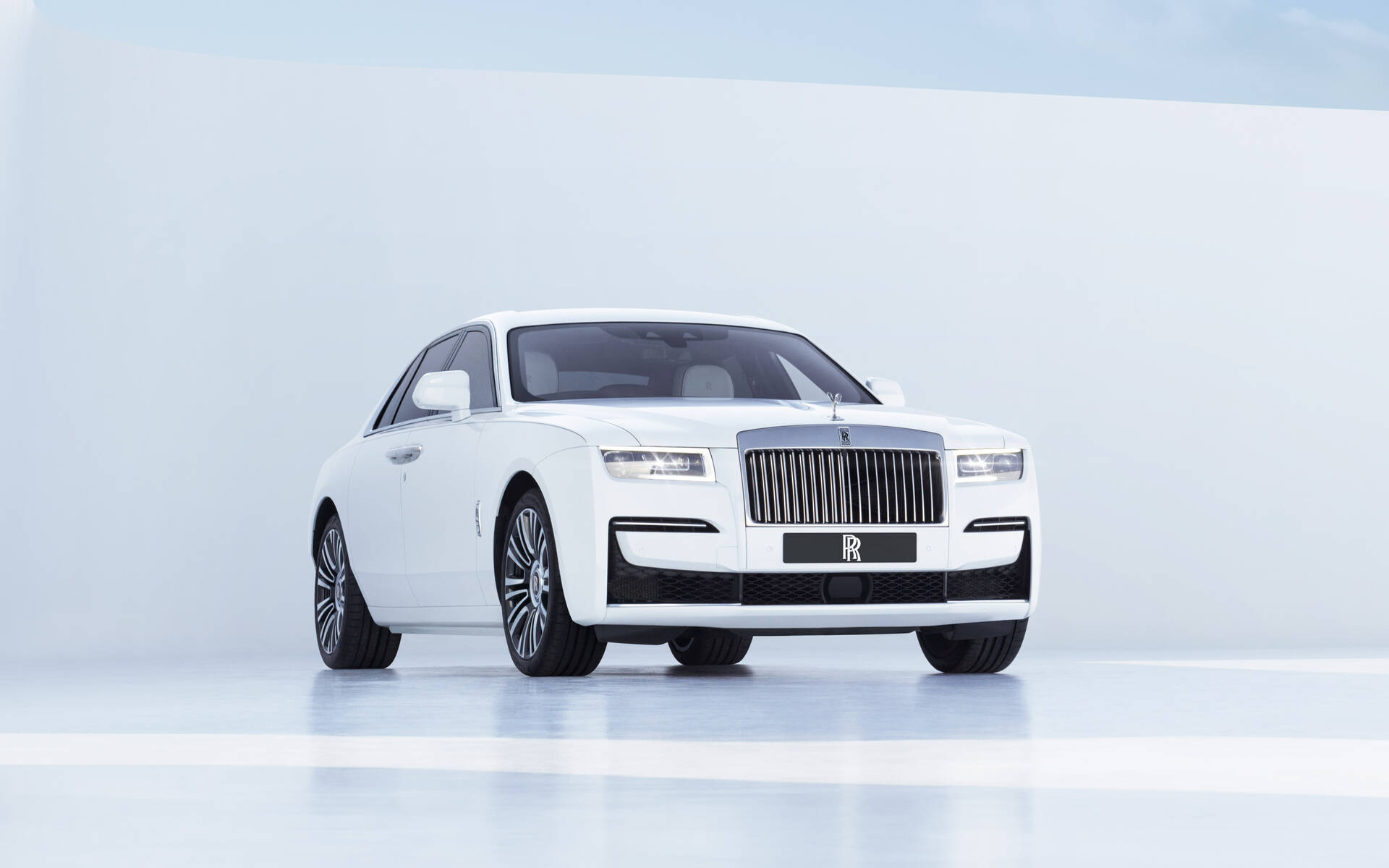 Behold the New 2021 RollsRoyce Ghost  The Car Guide