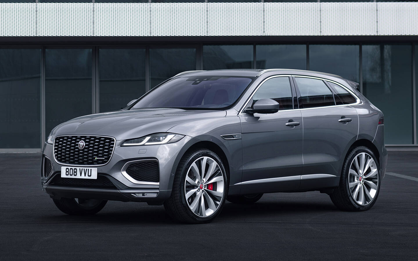 2021 Jaguar F Pace Update Includes High Tech Interior Electrification The Car Guide