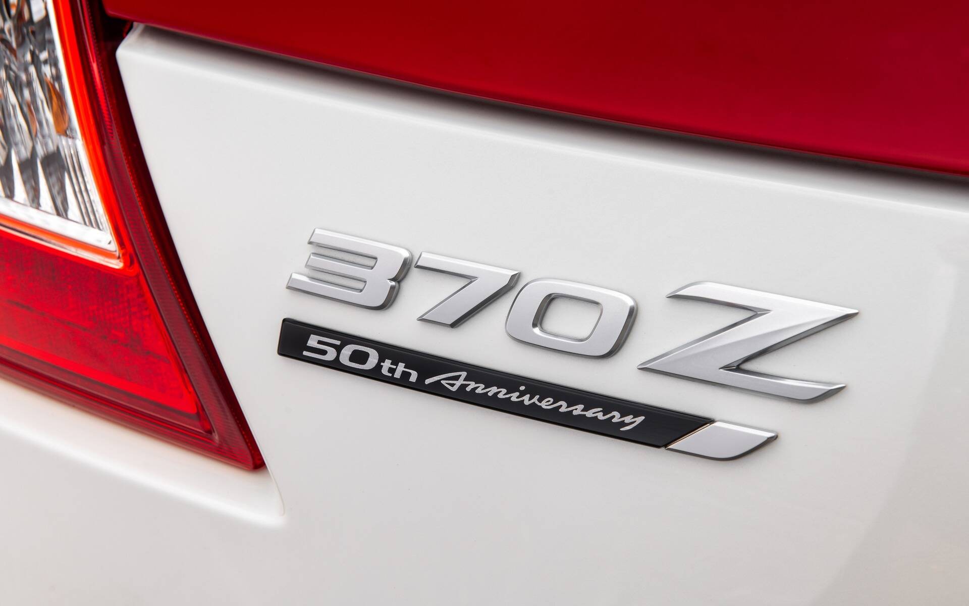 <p>Nissan 370Z 50e Anniversaire 2020</p>