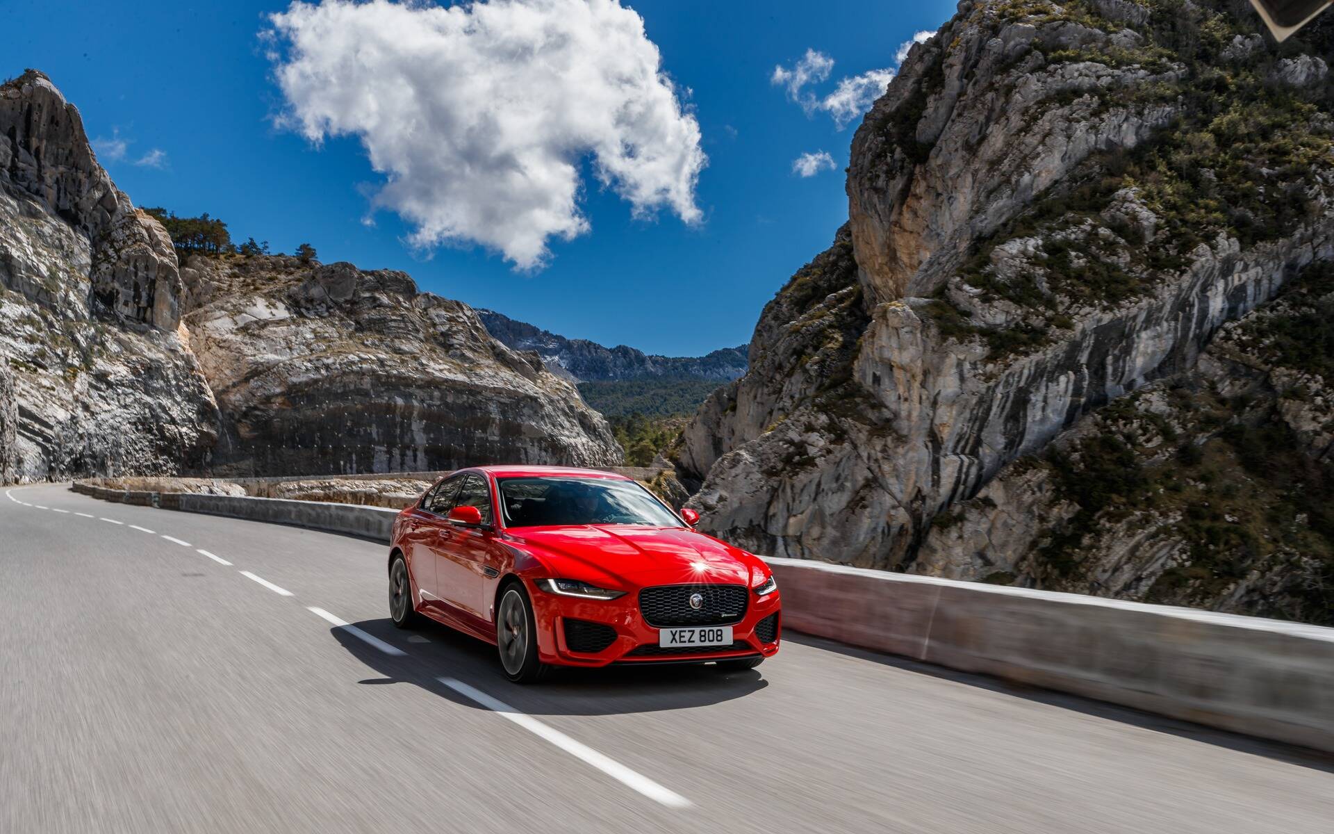 jaguar xe is being quietly eliminated for 2021  the car guide