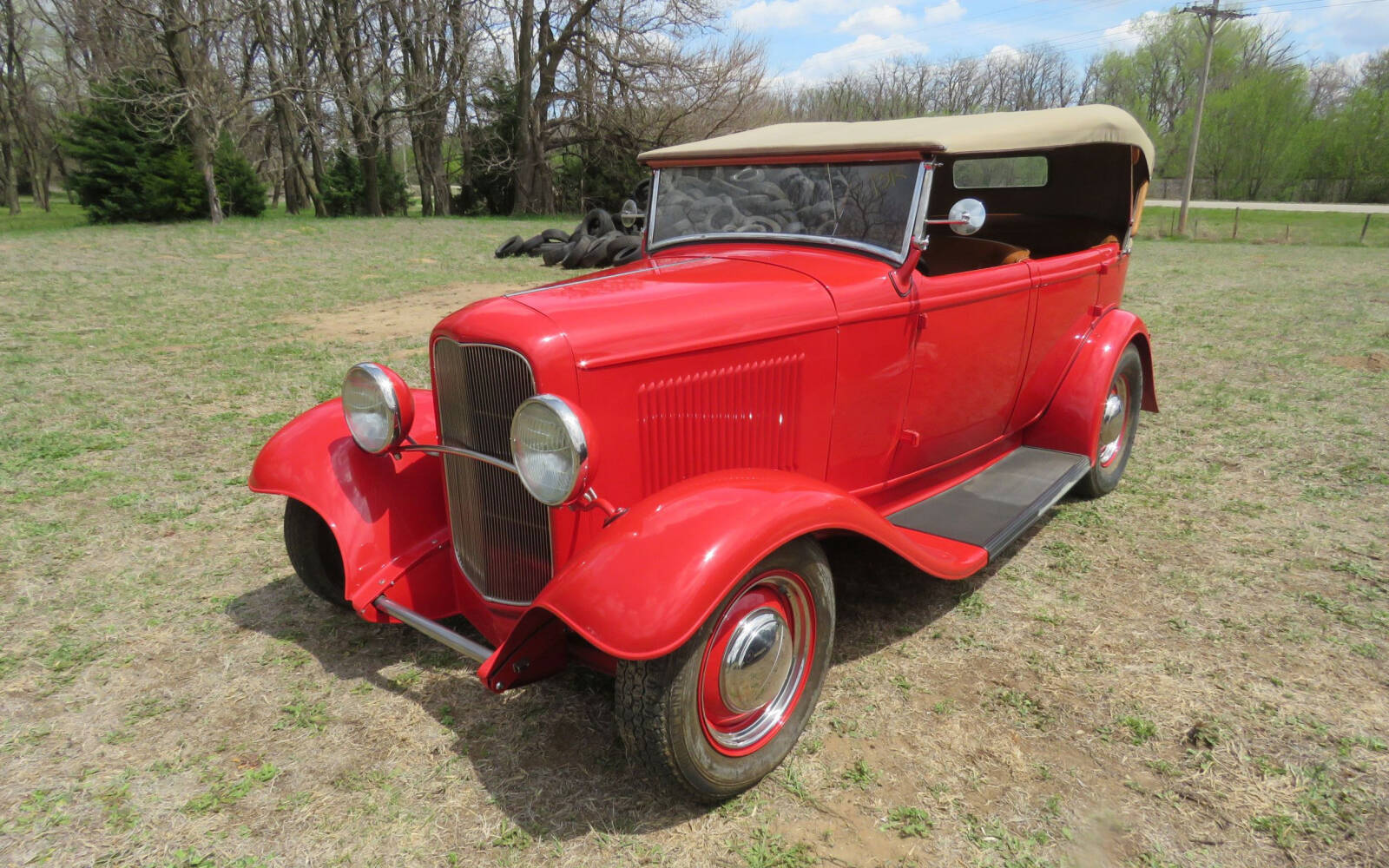 <p>Ford Phaeton 1932</p>