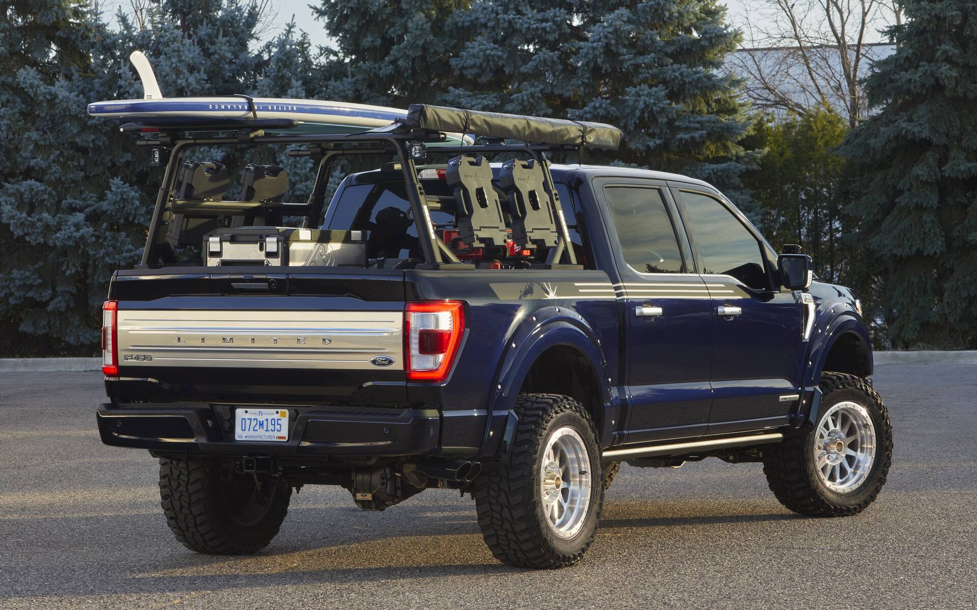 <p>Ford F-150 Limited Hybrid SuperCrew by BDS Suspension</p>