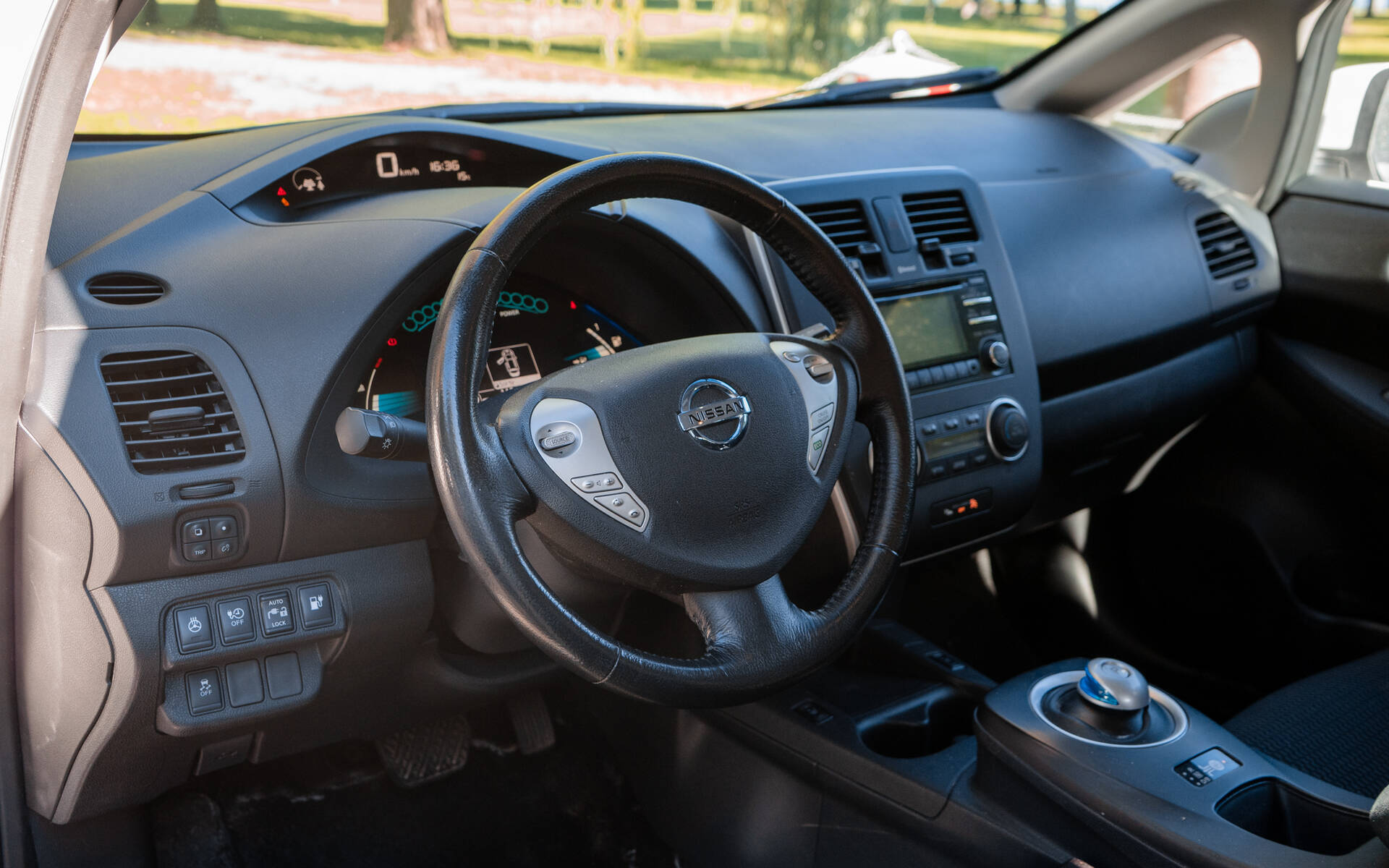 <p>Nissan Leaf 2015</p>