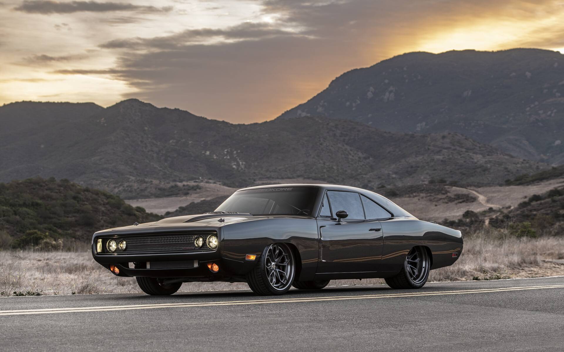Carbon Fibrebodied 1970 Dodge Charger With 1,000 Hp Raises Hell The