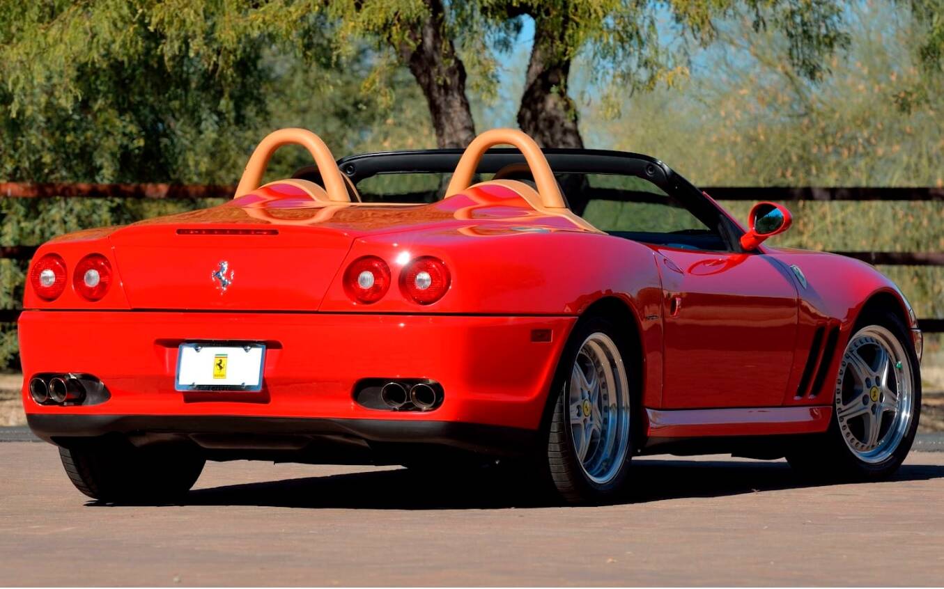 <p>2001 Ferrari 550 Barchetta Pininfarina</p>
