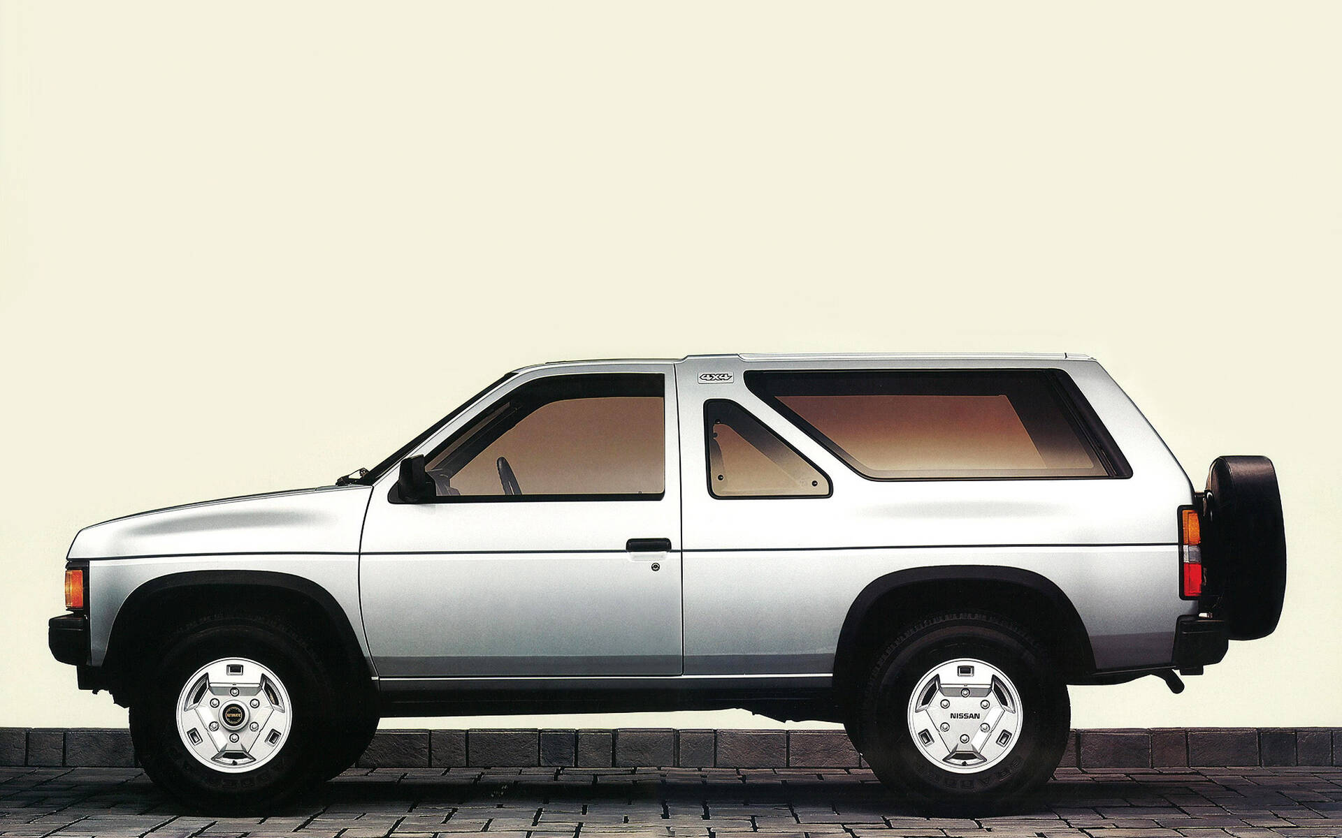 <p>Nissan Pathfinder 1986-1992</p>