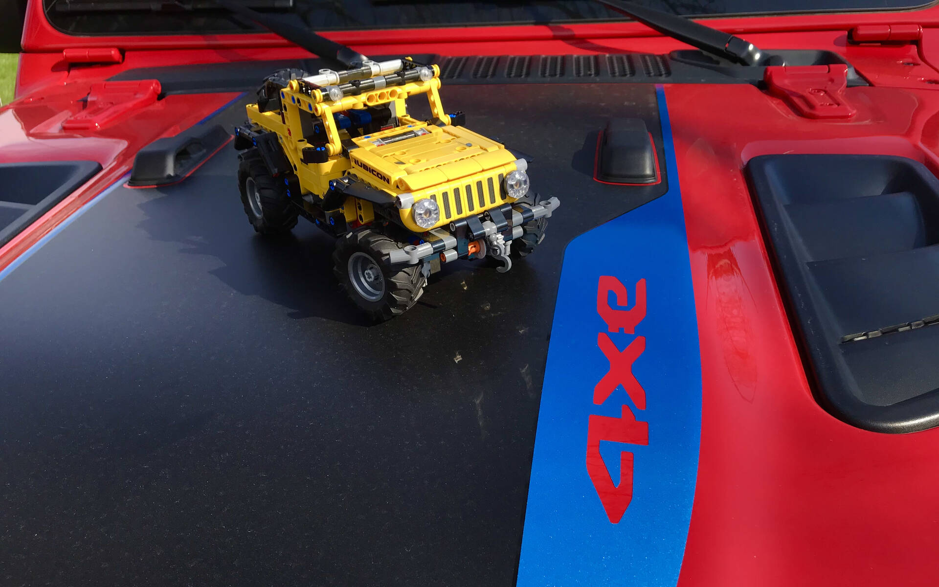<p>Jeep Wrangler Unlimited Rubicon 4xe 2021</p>