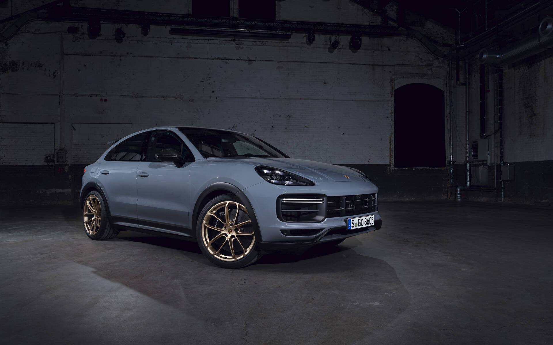 Porsche Cayenne Turbo Gt Debuts As 0 000 Suv With 631 Horsepower The Car Guide