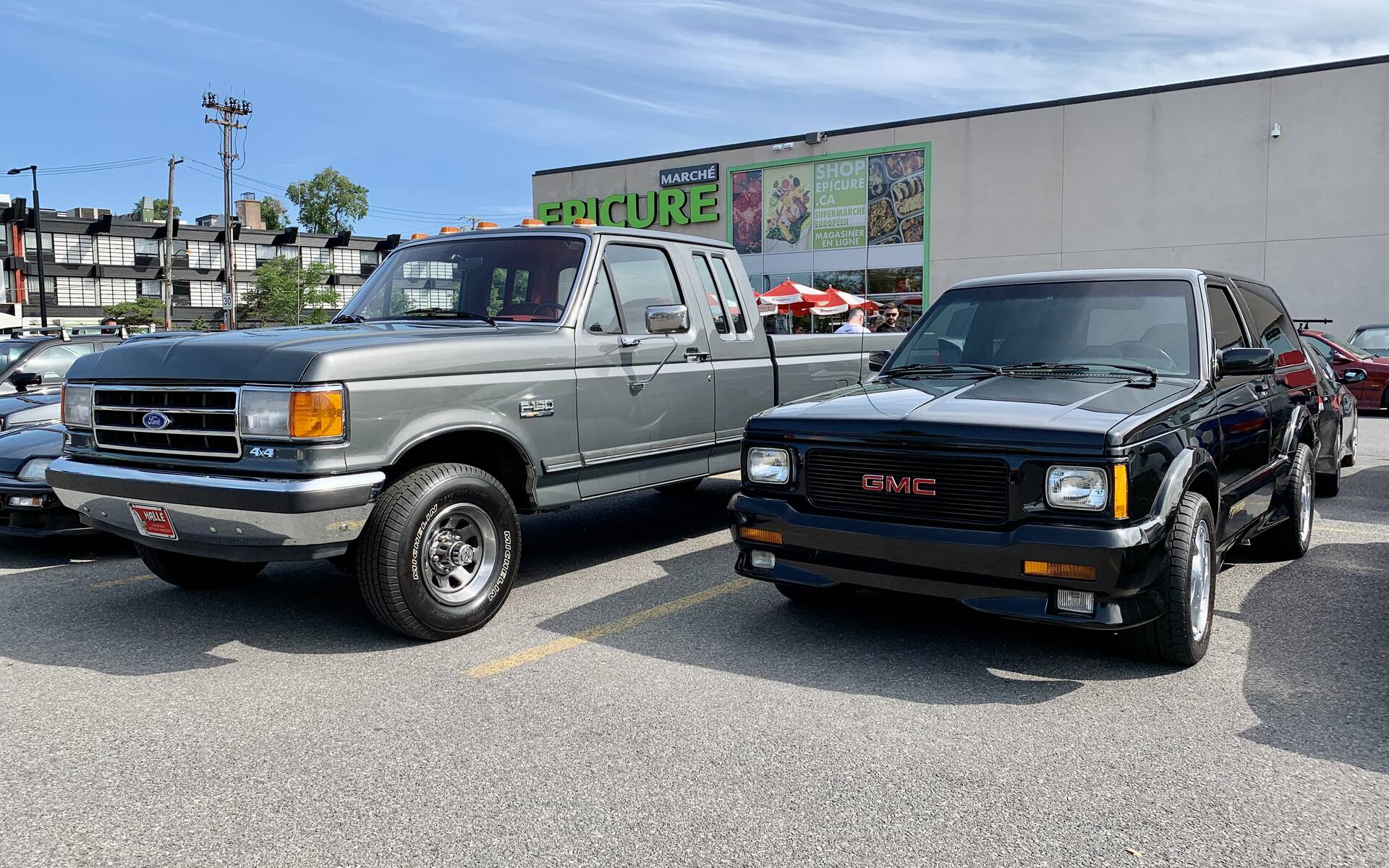 <p><strong>Ford F-150 et GMC Typhoon</strong></p>