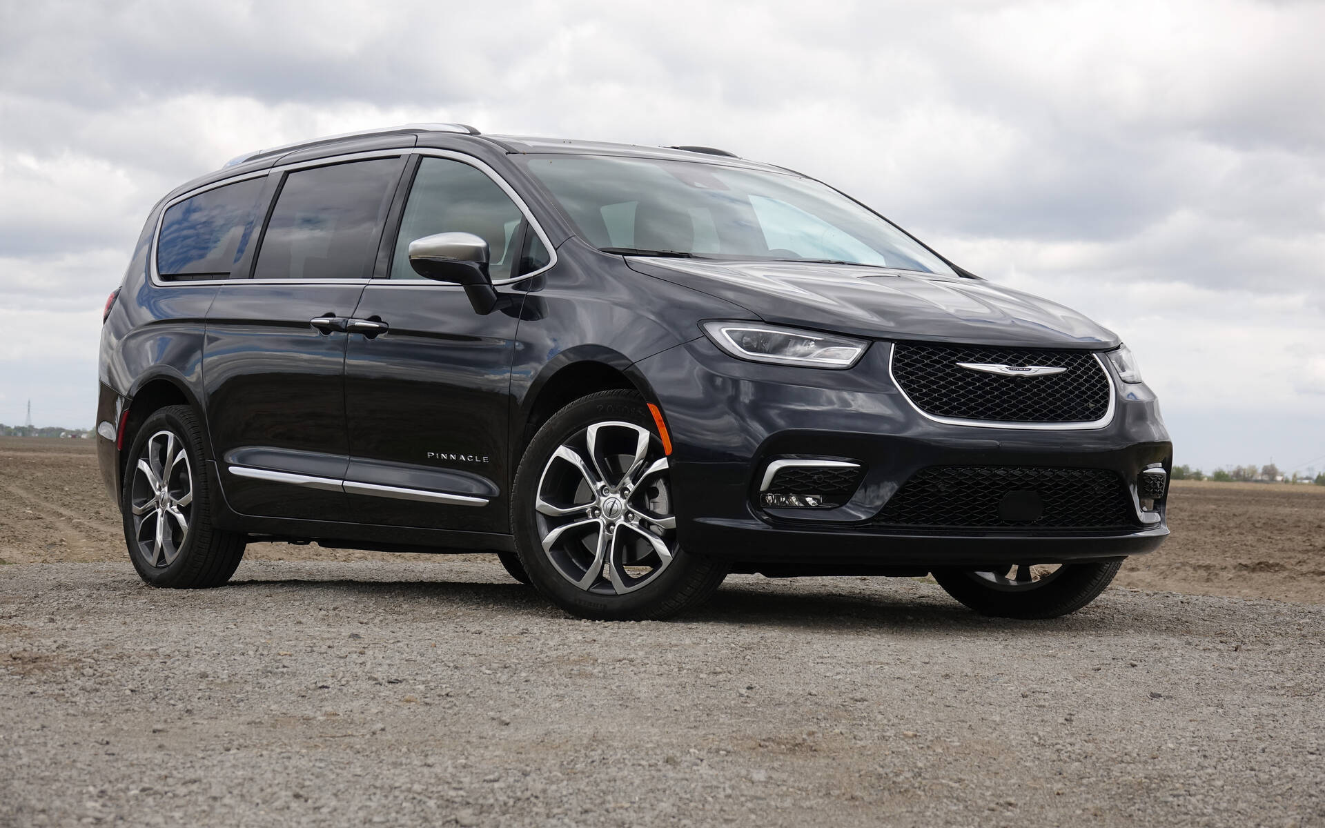 Chrysler Pacifica Pinnacle AWD 2021 limousine de banlieue Guide Auto