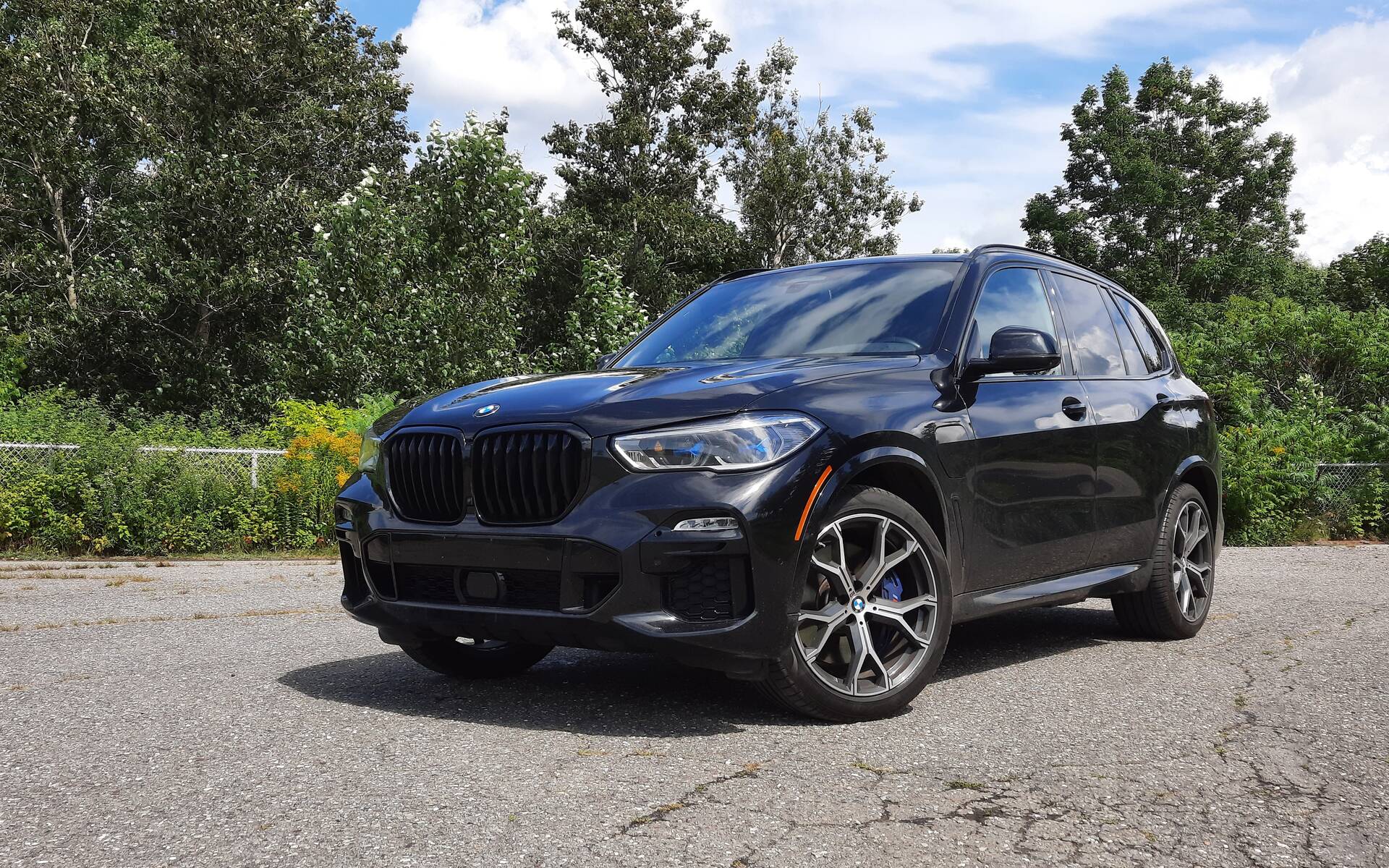 X5 xdrive45e store range