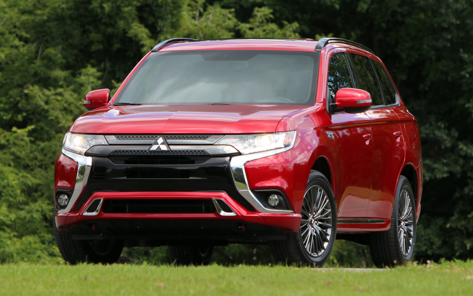2022 Mitsubishi Outlander Review: Rally Heritage in a SUV — Rev Match Media