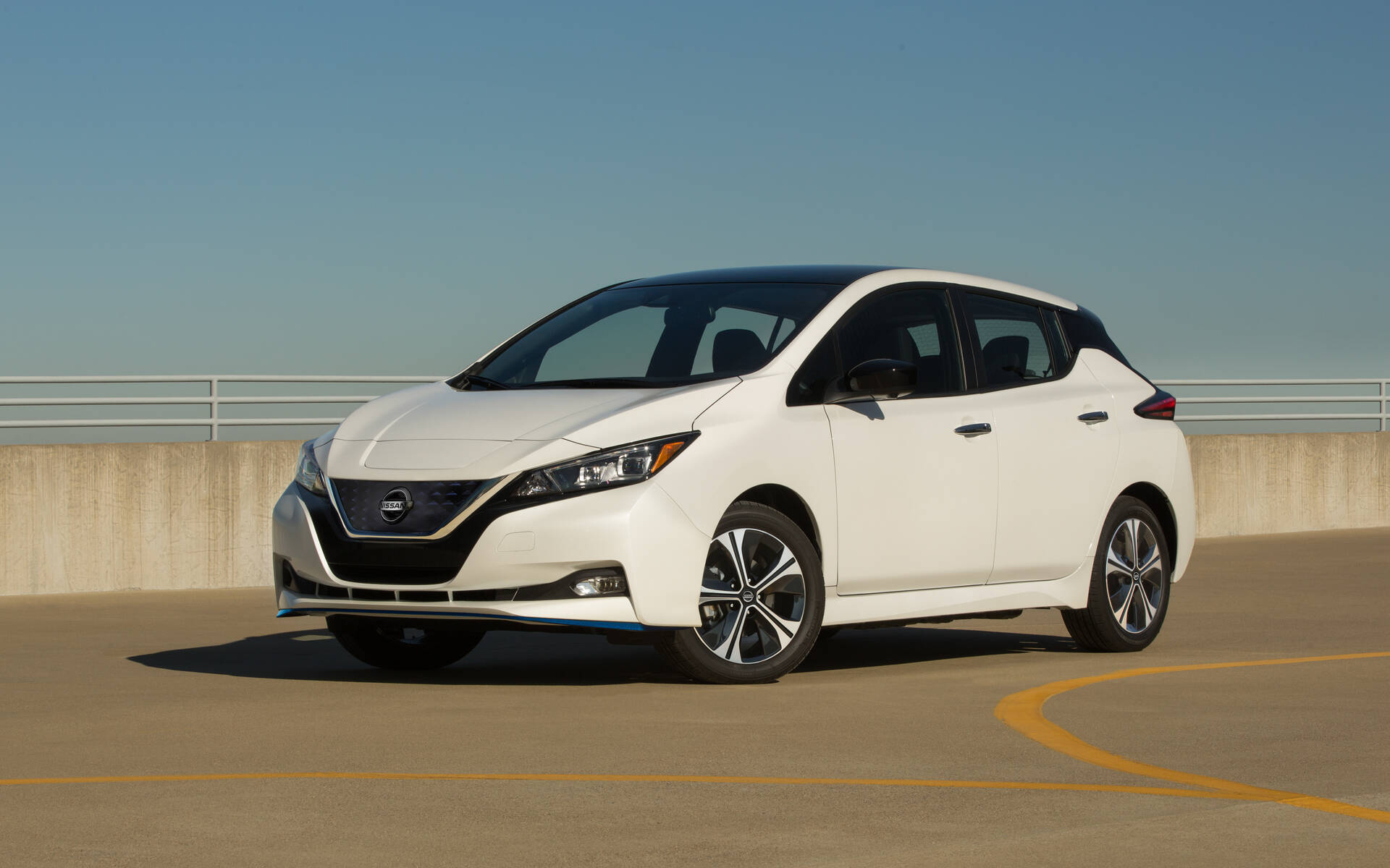 2022 Nissan LEAF Prices Slashed to Keep Up With Bolt EV - 1/4