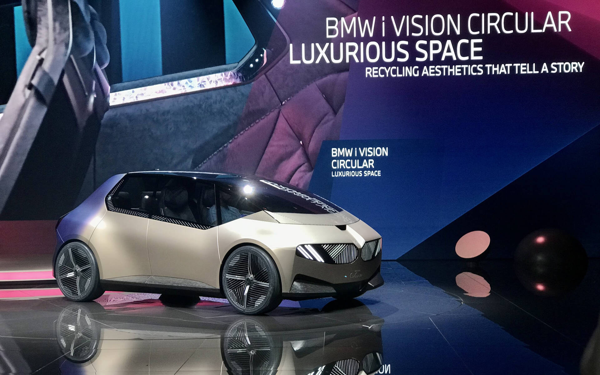 <p>BMW i Vision Circular</p>