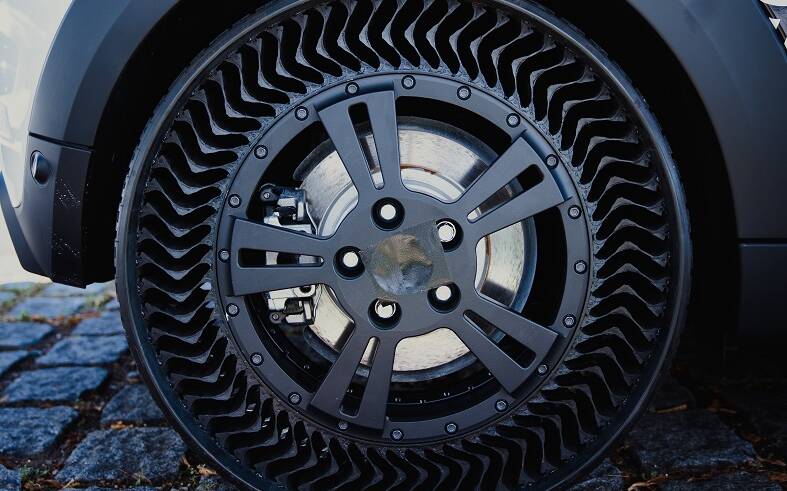 Le pneu increvable de Michelin fait ses premiers tests publics - 3/4