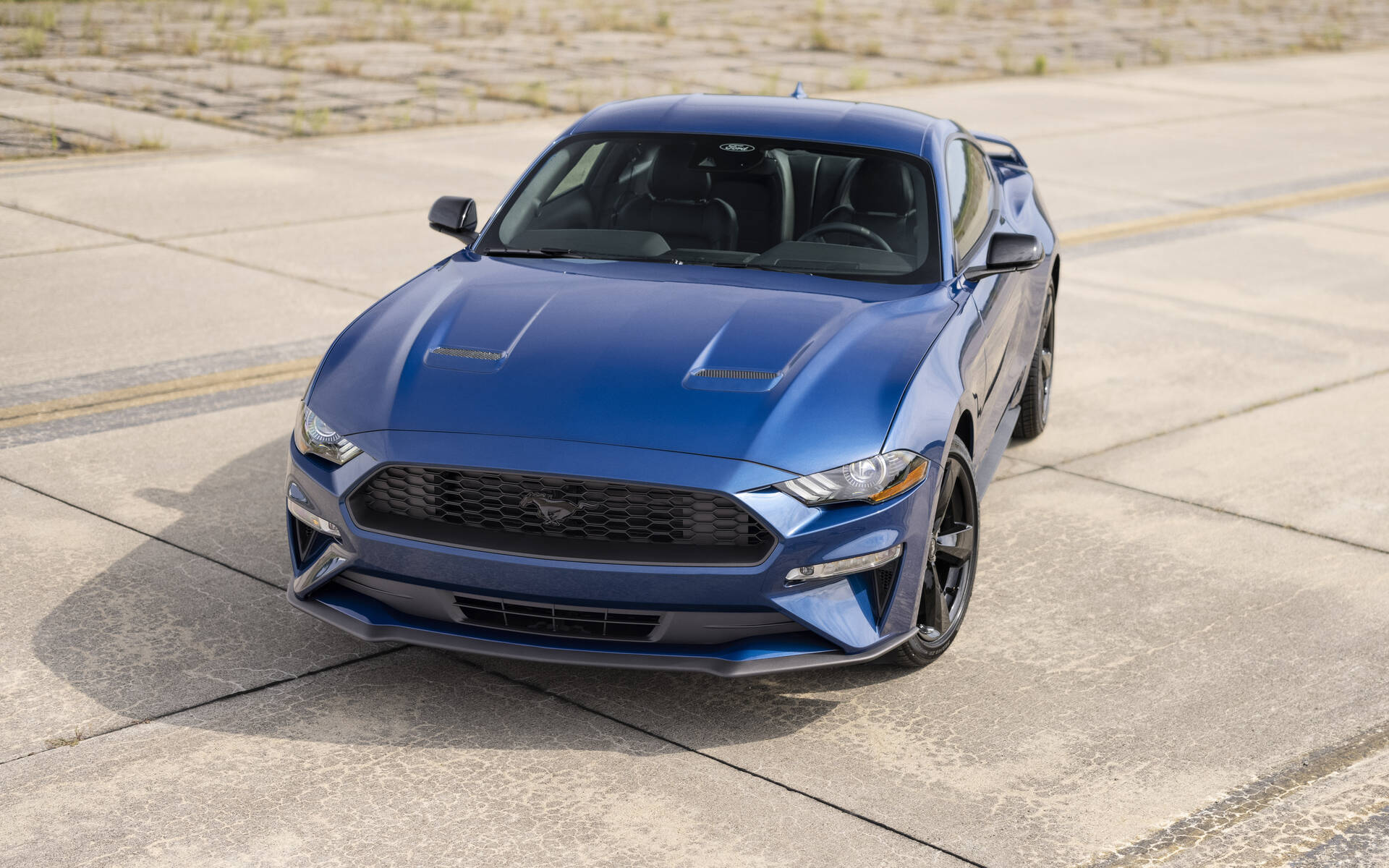 2022 mustang black