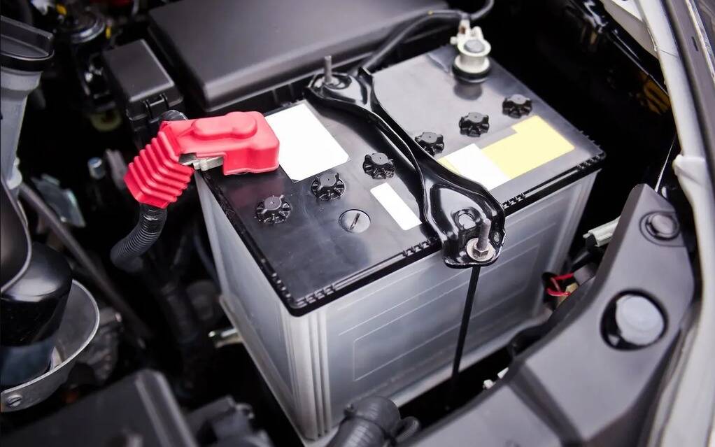 EPOW® Y-Car, la batterie externe conçue pour la voiture