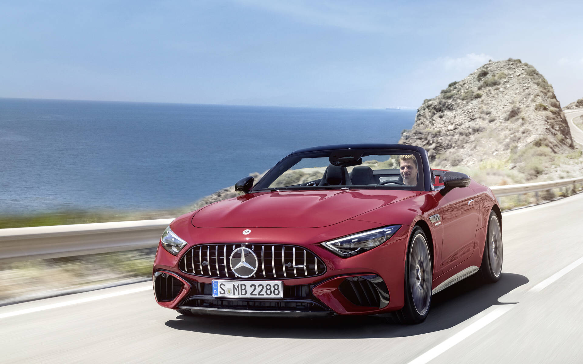 Mercedes-Benz SL 2022 : le V8 demeure, le rouage intégral s'ajoute