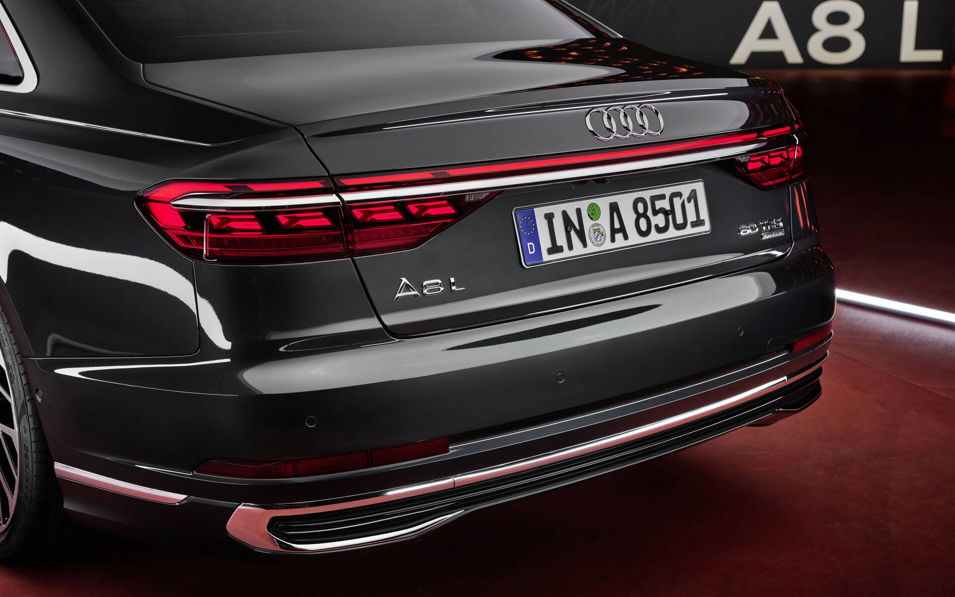 <p>Audi A8 2022</p>