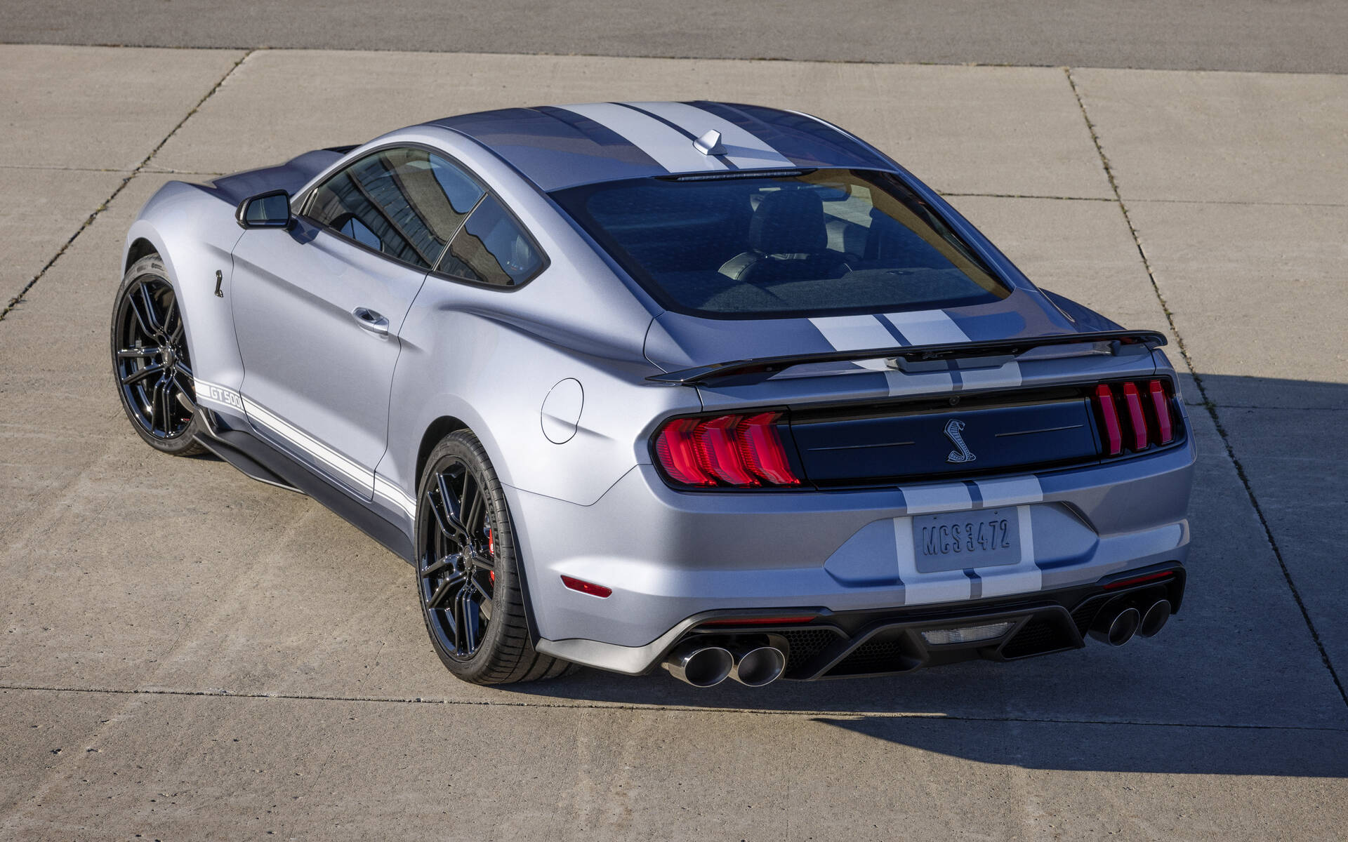 Ford Mustang Shelby GT500 : une édition Heritage pour ses 55 ans 495408-ford-mustang-shelby-gt500-une-edition-heritage-pour-les-55-ans